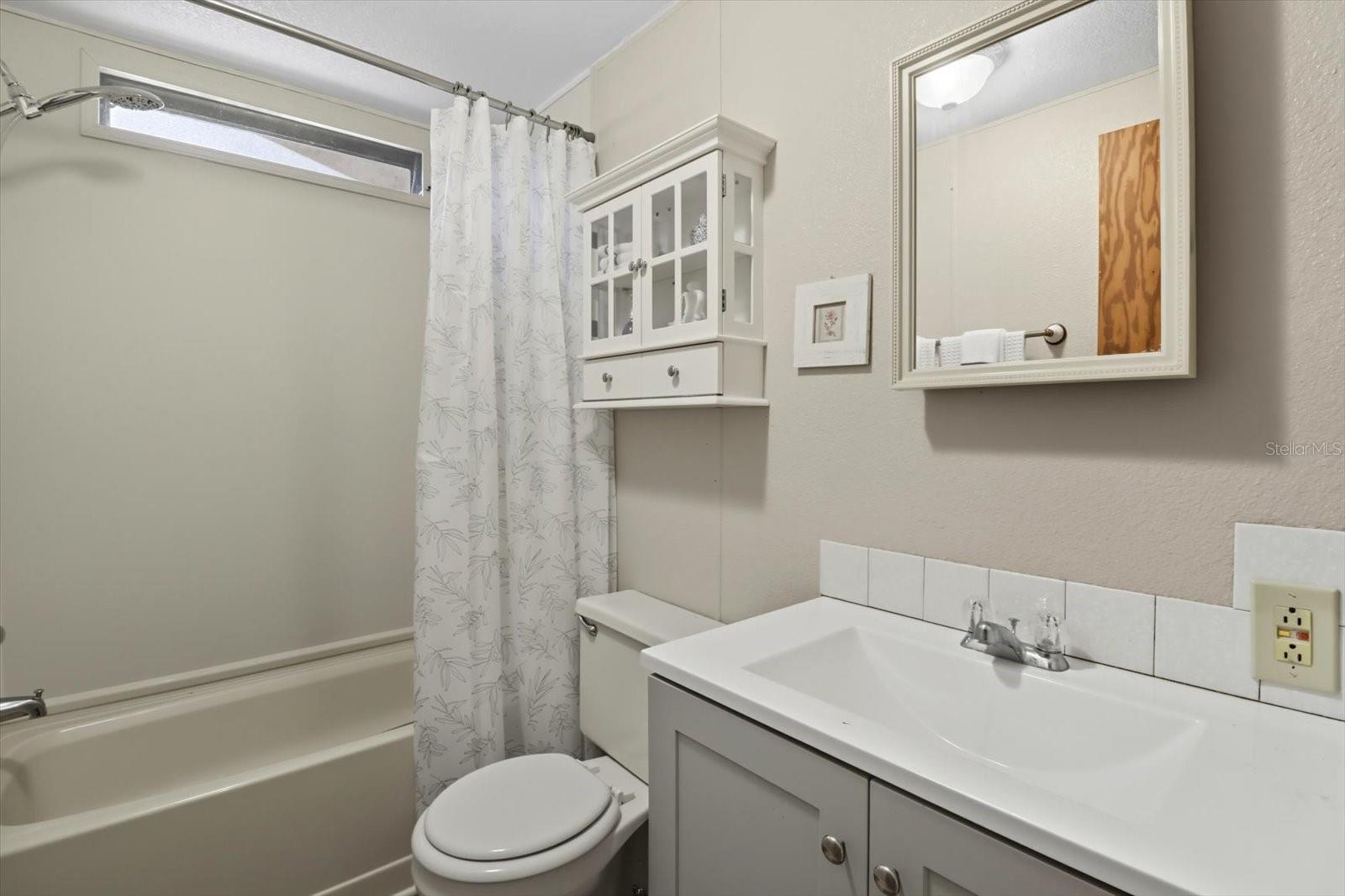 Image 25 of 46 For 22565 117th Street