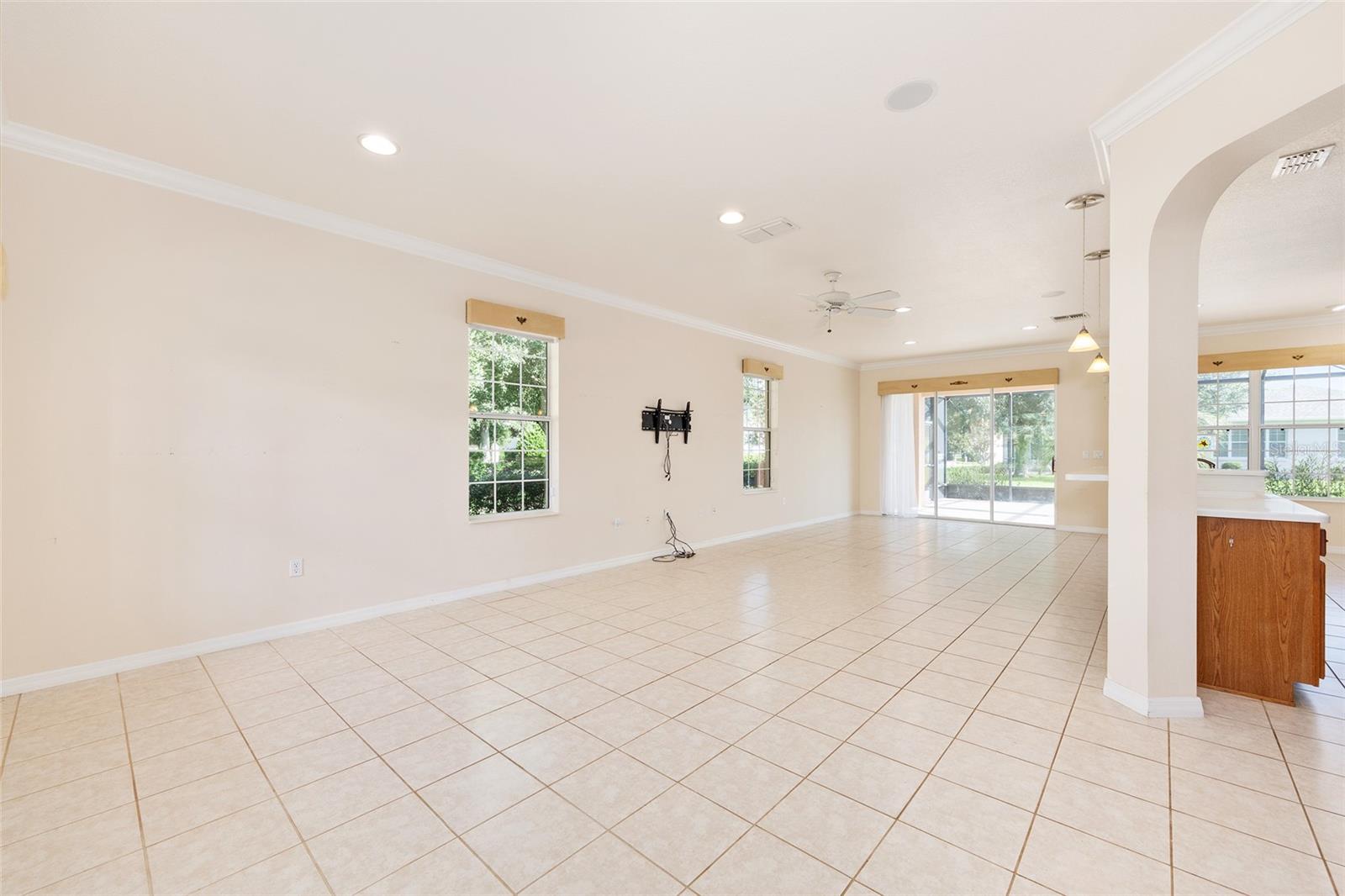Image 11 of 49 For 8525 86th Terrace