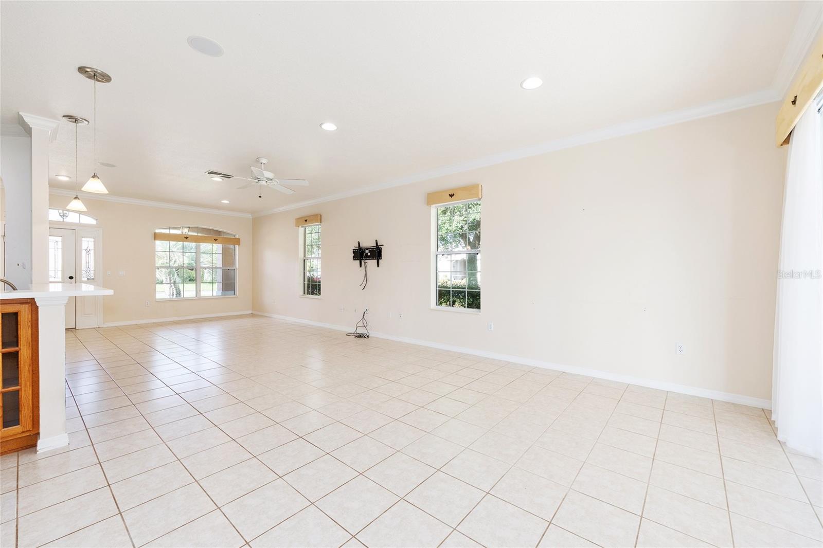 Image 13 of 49 For 8525 86th Terrace