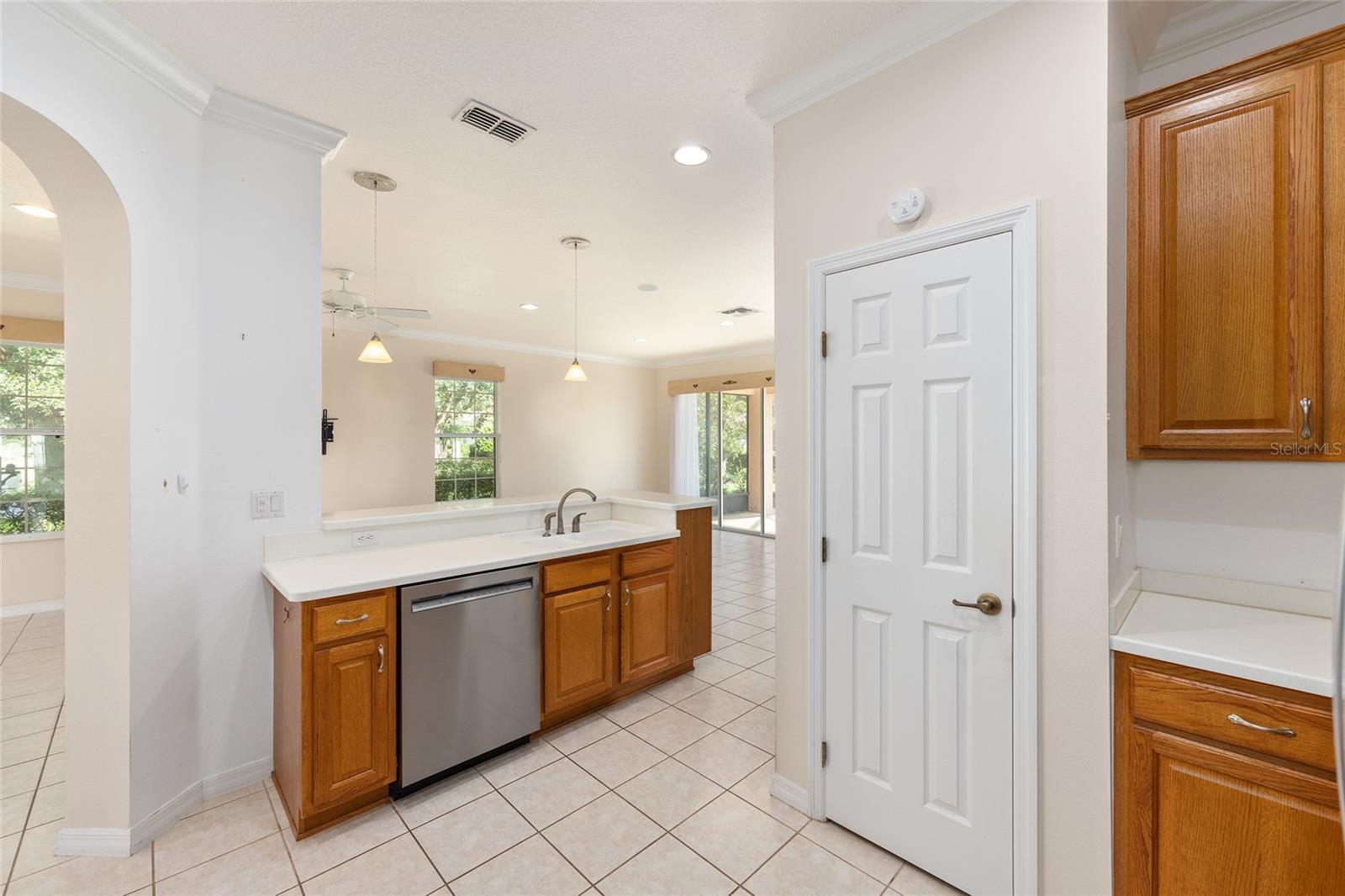 Image 22 of 49 For 8525 86th Terrace
