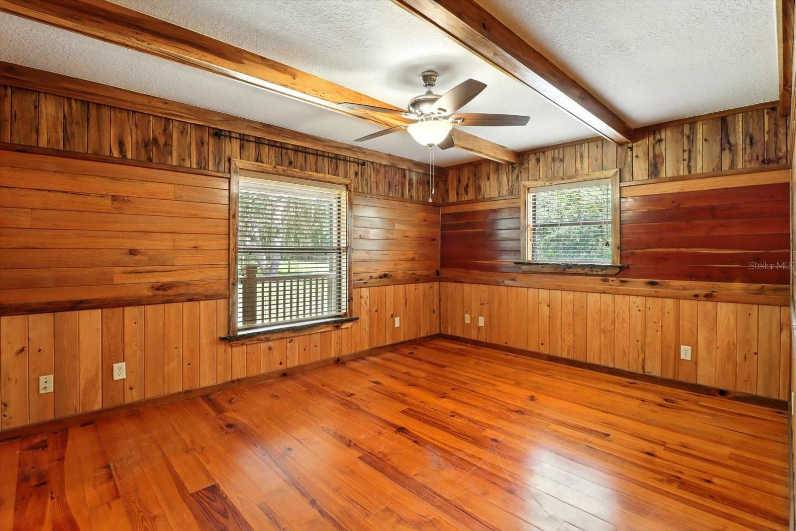 Image 19 of 47 For 10596 Ashwood Lane