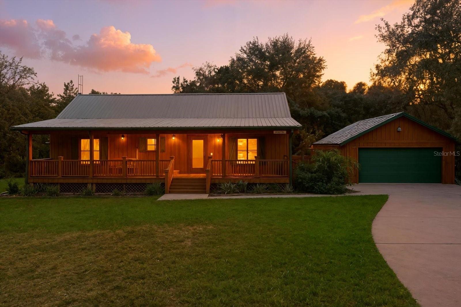 Image 2 of 47 For 10596 Ashwood Lane