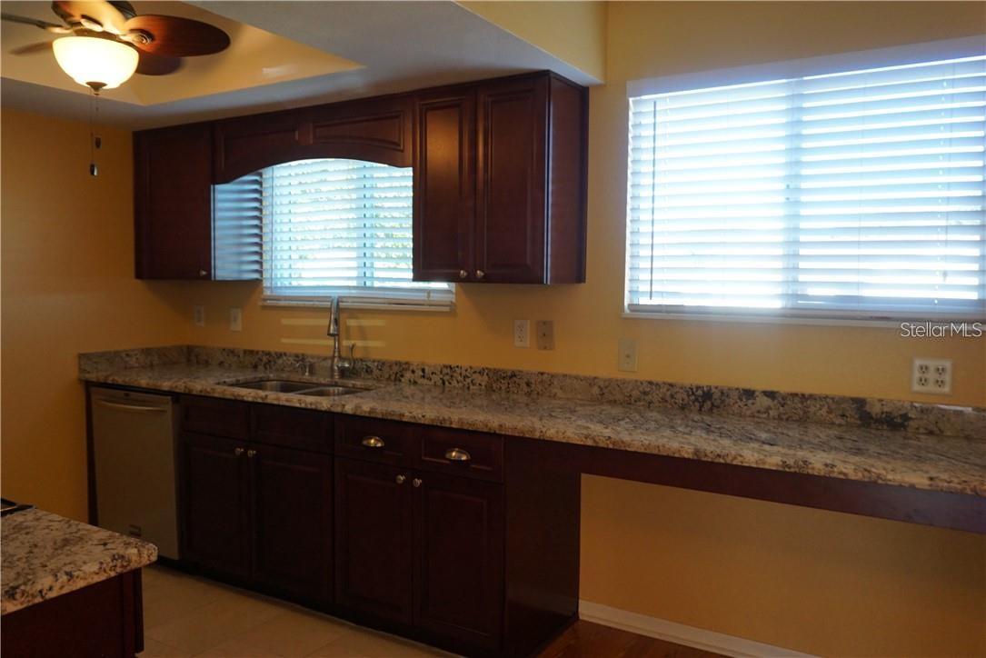 Image 3 of 16 For 10947 83rd Court