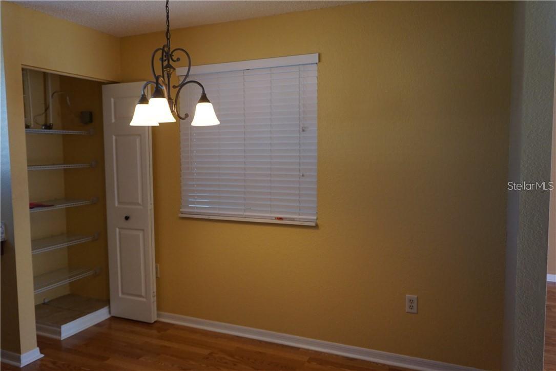 Image 7 of 16 For 10947 83rd Court