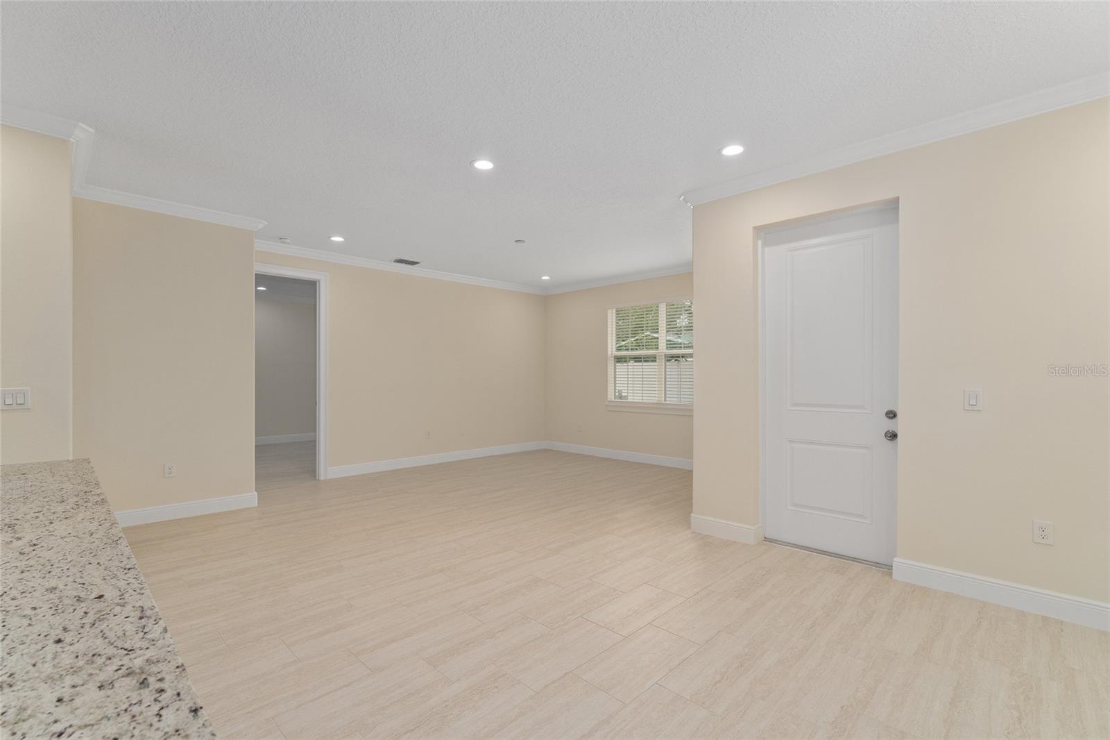 Image 4 of 59 For 16357 88th Court