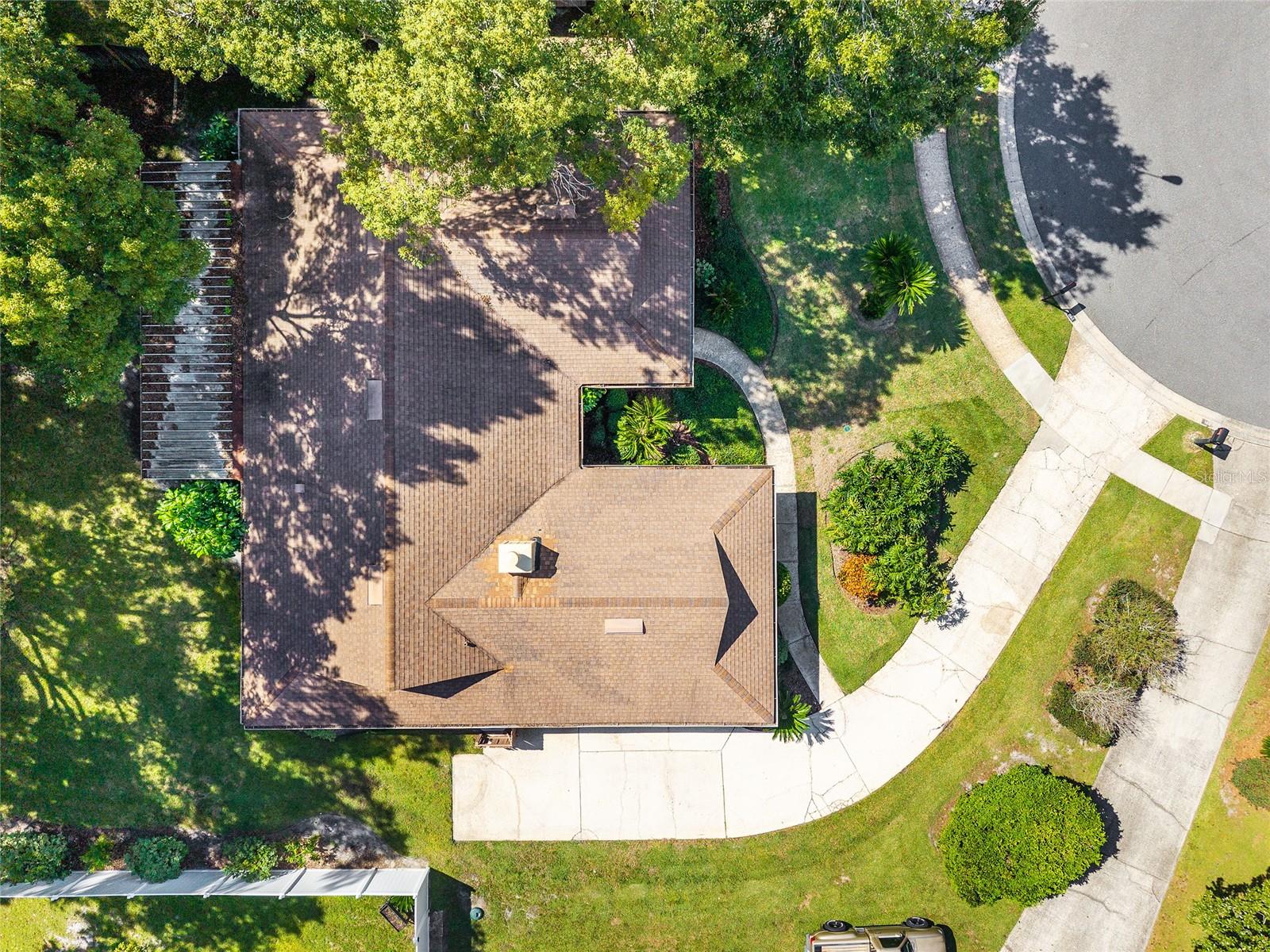 Image 70 of 74 For 290 Queensberry Court