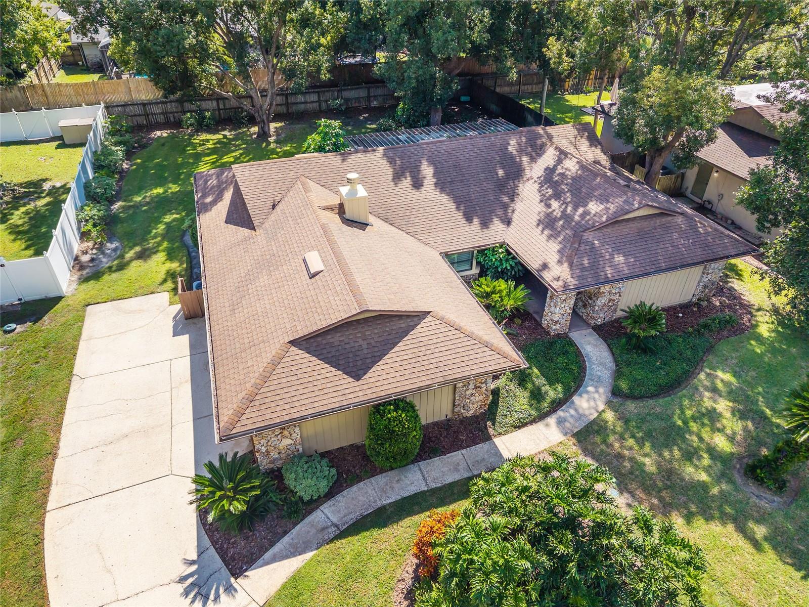 Image 71 of 74 For 290 Queensberry Court