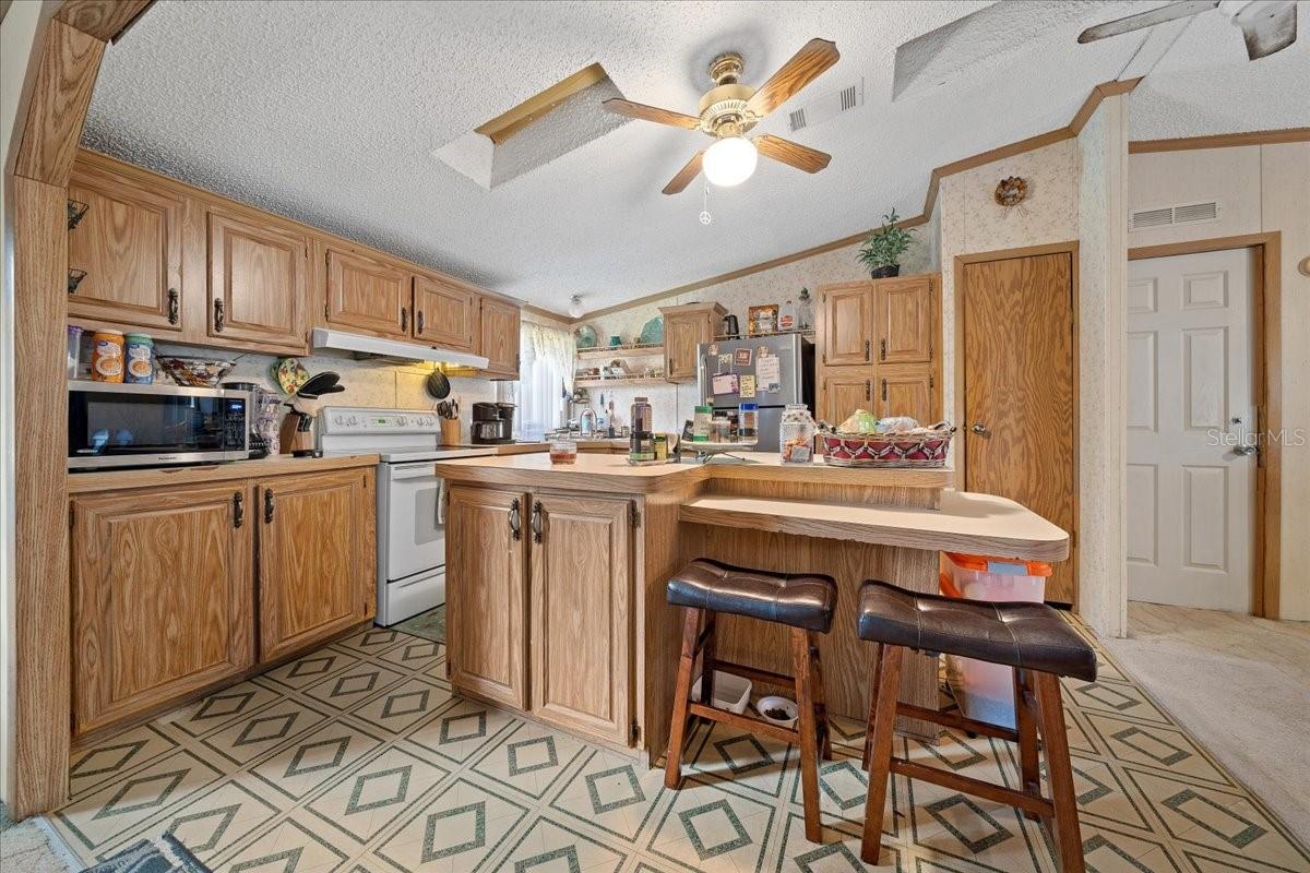 Image 11 of 22 For 11302 105th Avenue