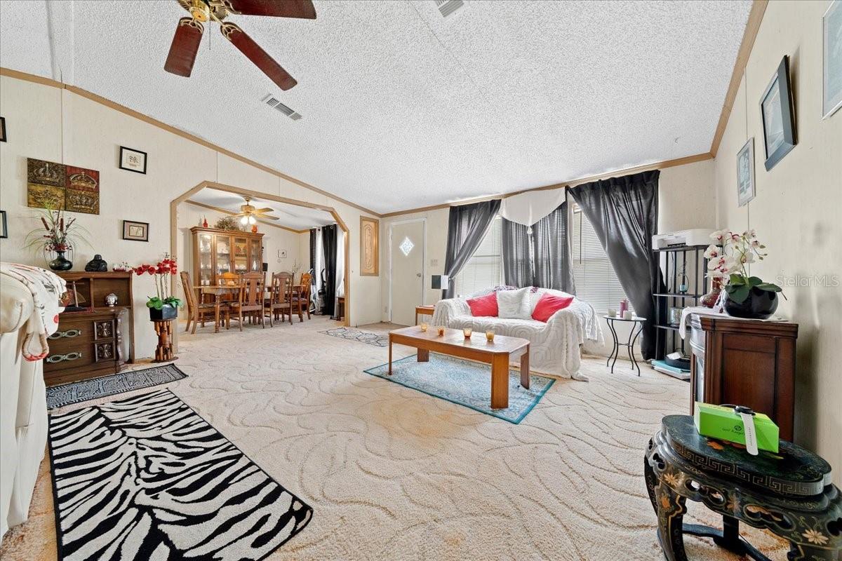 Image 4 of 22 For 11302 105th Avenue