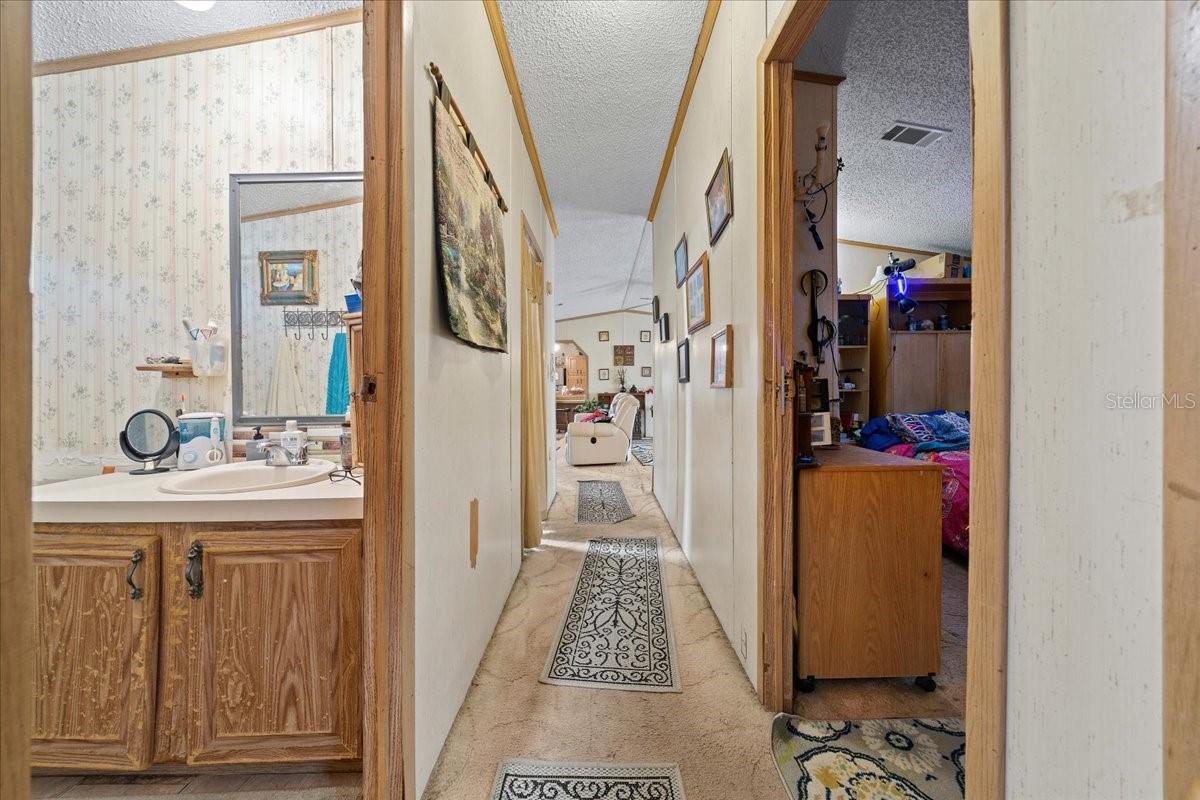 Image 8 of 22 For 11302 105th Avenue