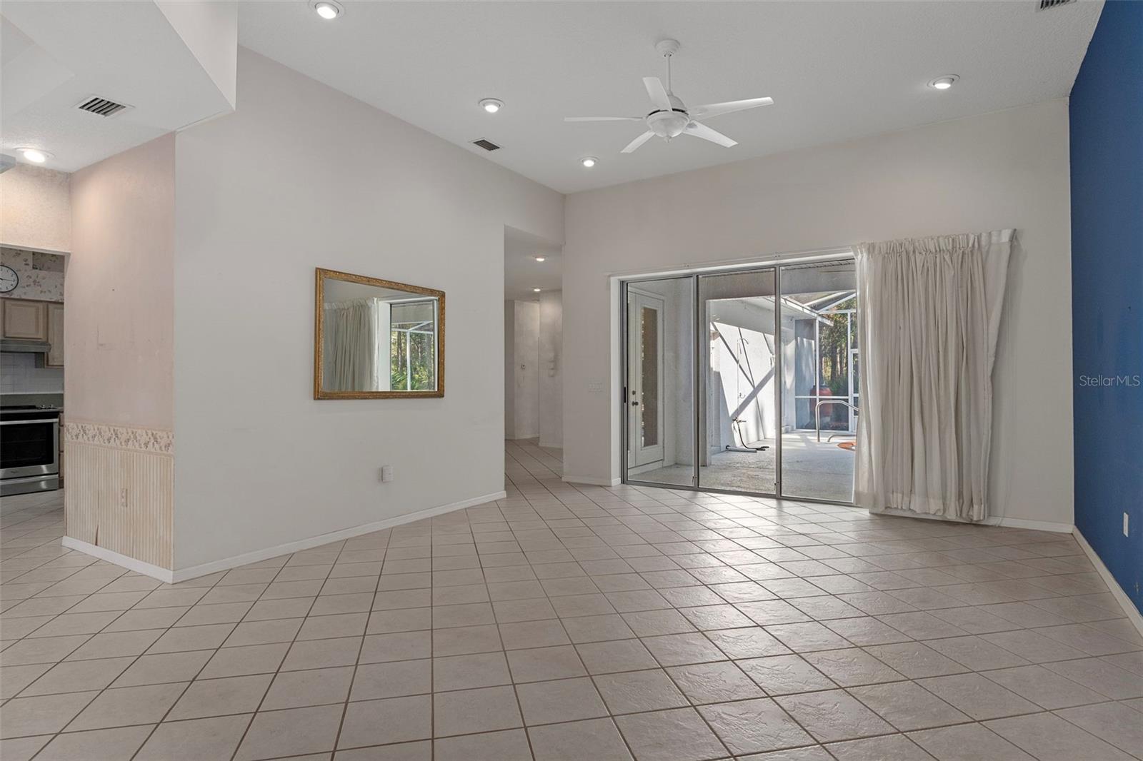 Image 11 of 62 For 4881 Phoenix Drive