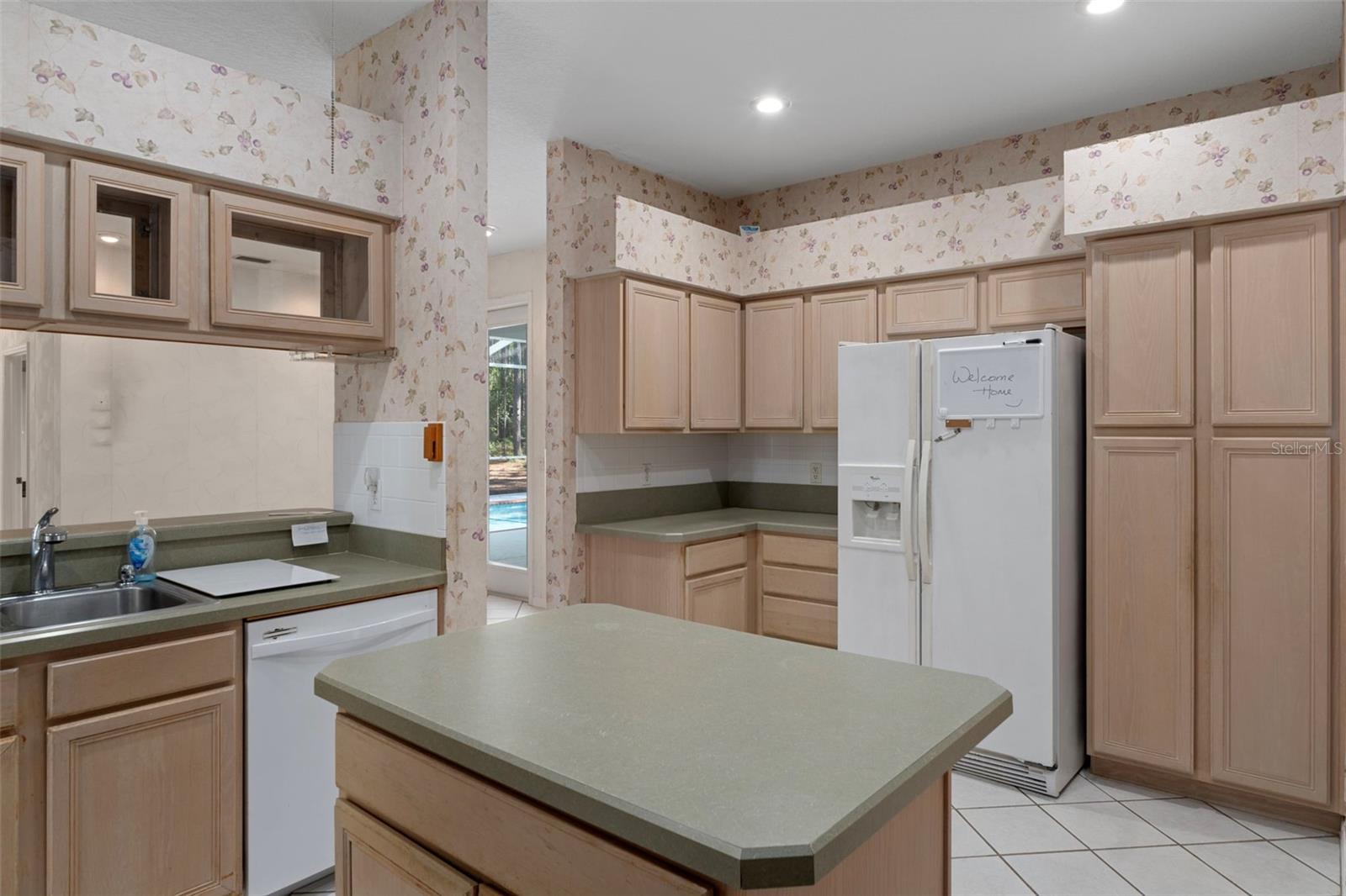 Image 21 of 62 For 4881 Phoenix Drive