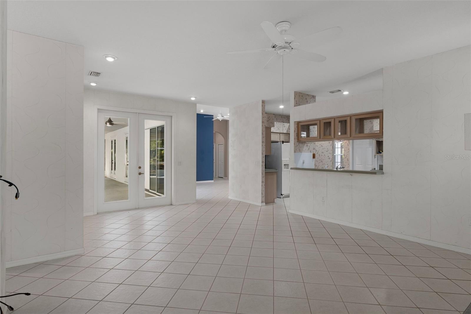 Image 24 of 62 For 4881 Phoenix Drive