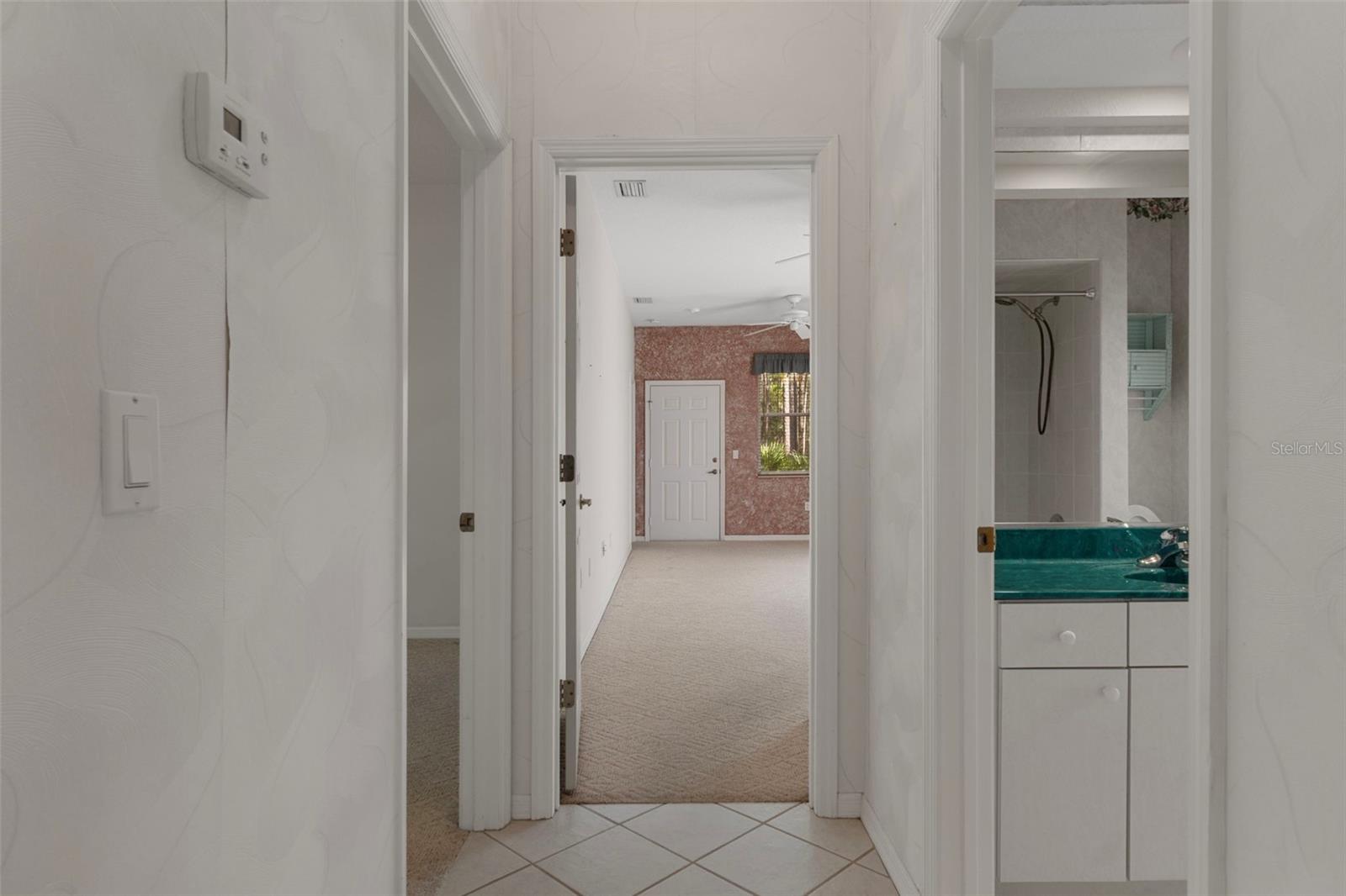 Image 36 of 62 For 4881 Phoenix Drive