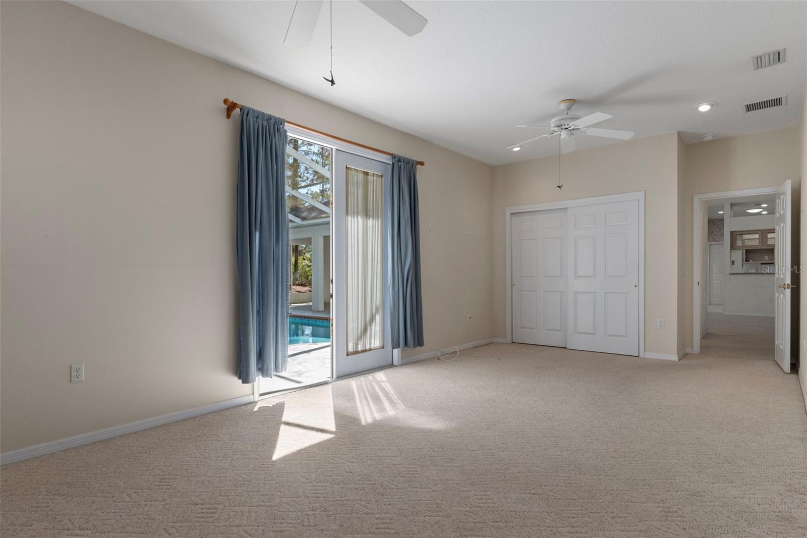 Image 45 of 62 For 4881 Phoenix Drive