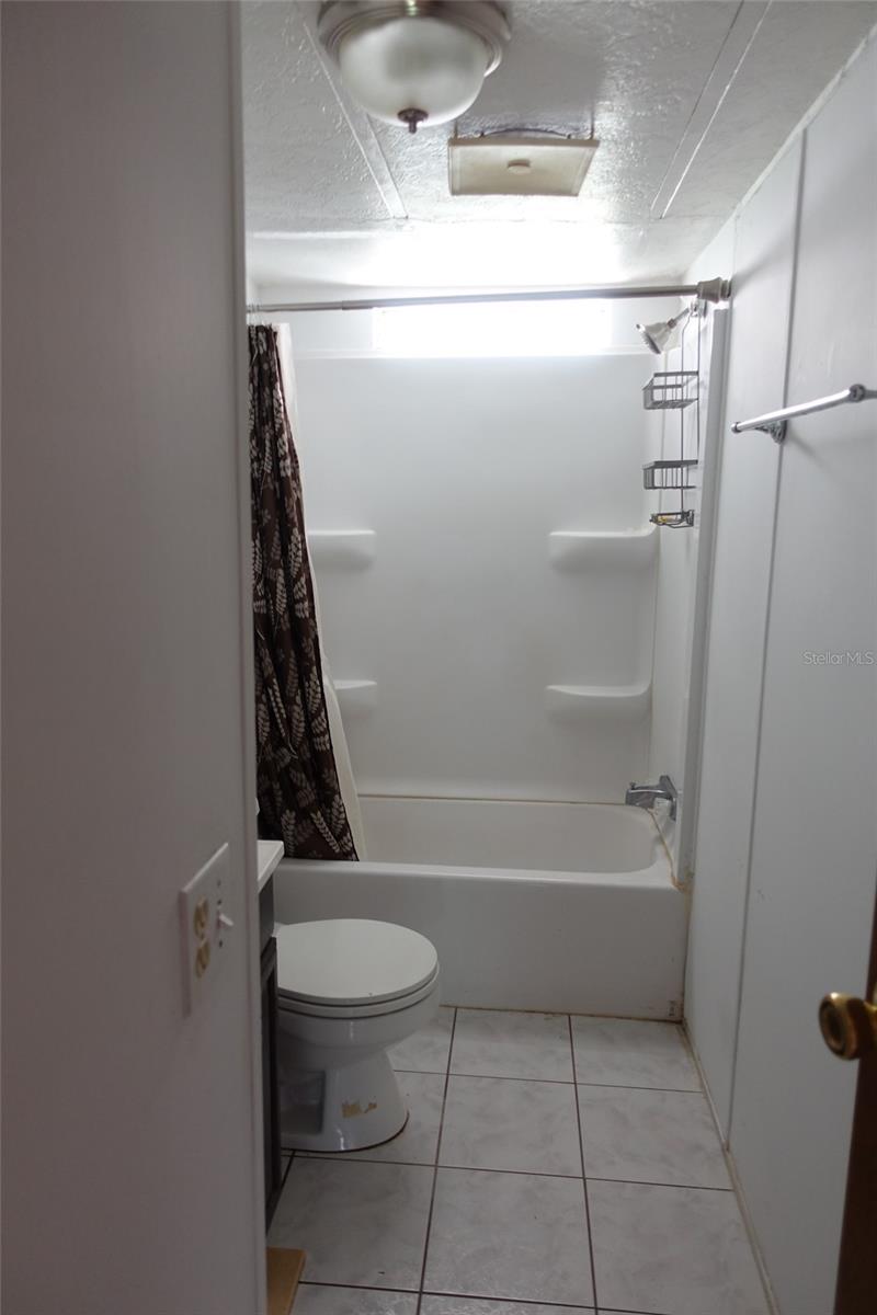 Image 20 of 24 For 18471 44th Street