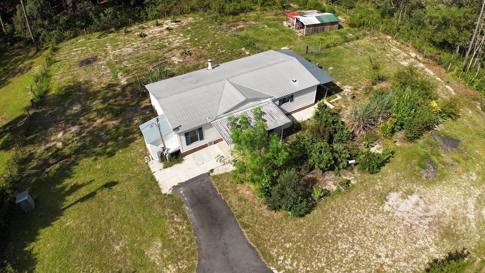 Image 3 of 24 For 18471 44th Street