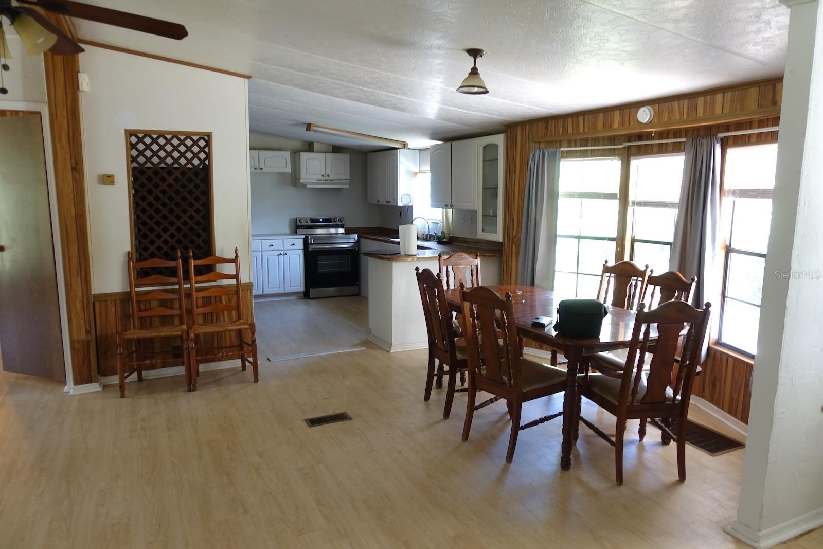 Image 9 of 24 For 18471 44th Street
