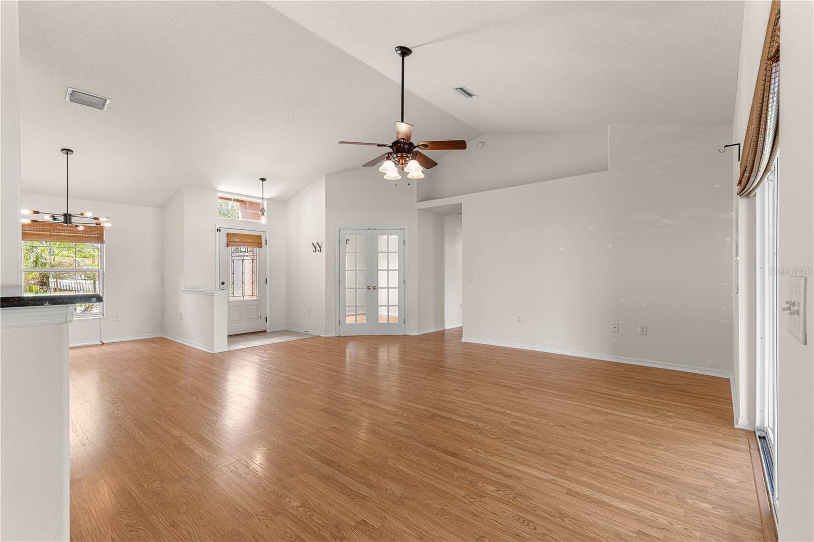 Image 4 of 44 For 5661 88th Place