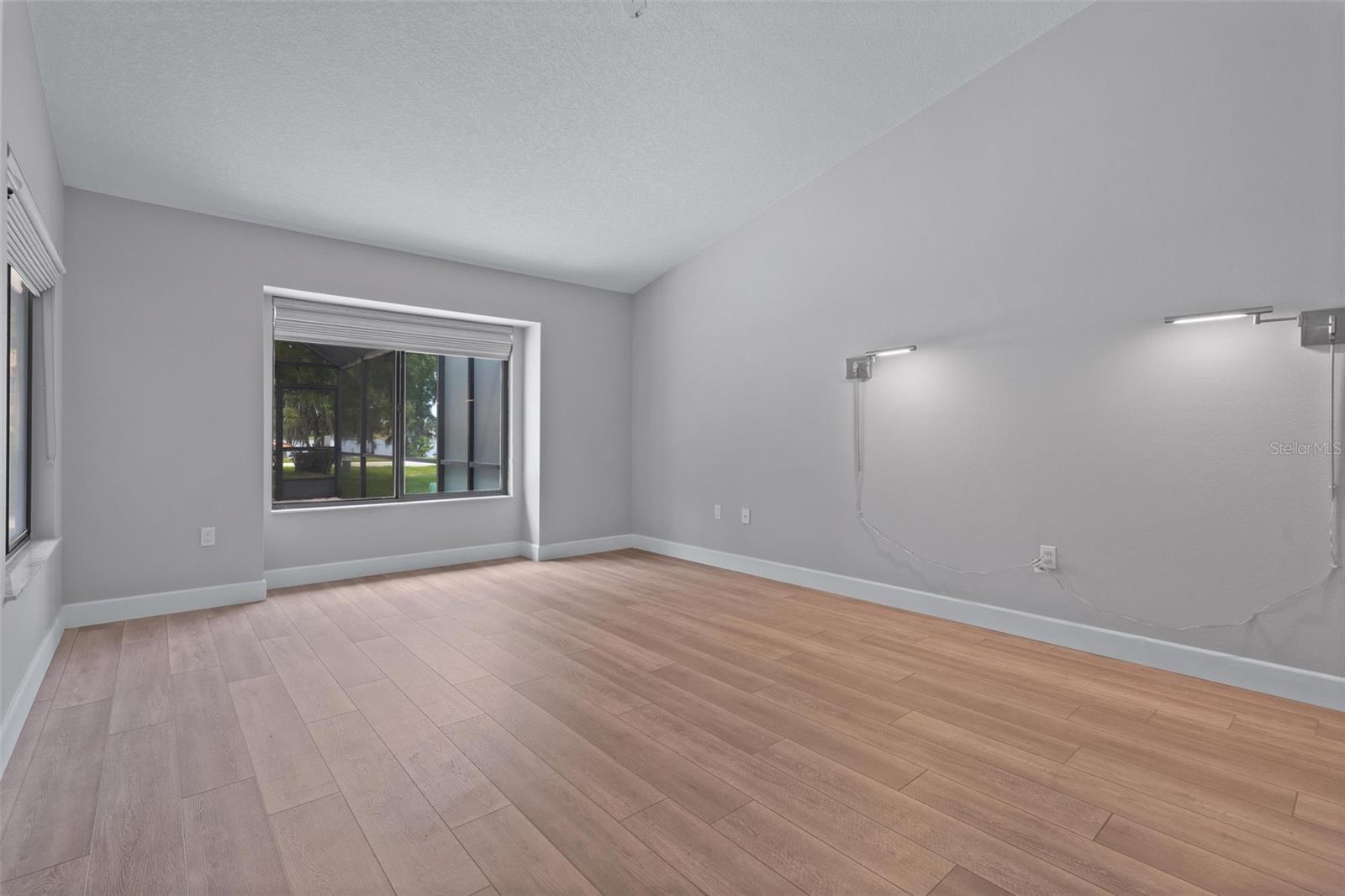 Image 23 of 47 For 217 Buena Vista Court