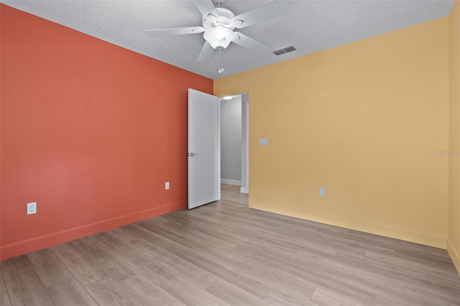 Image 35 of 47 For 217 Buena Vista Court