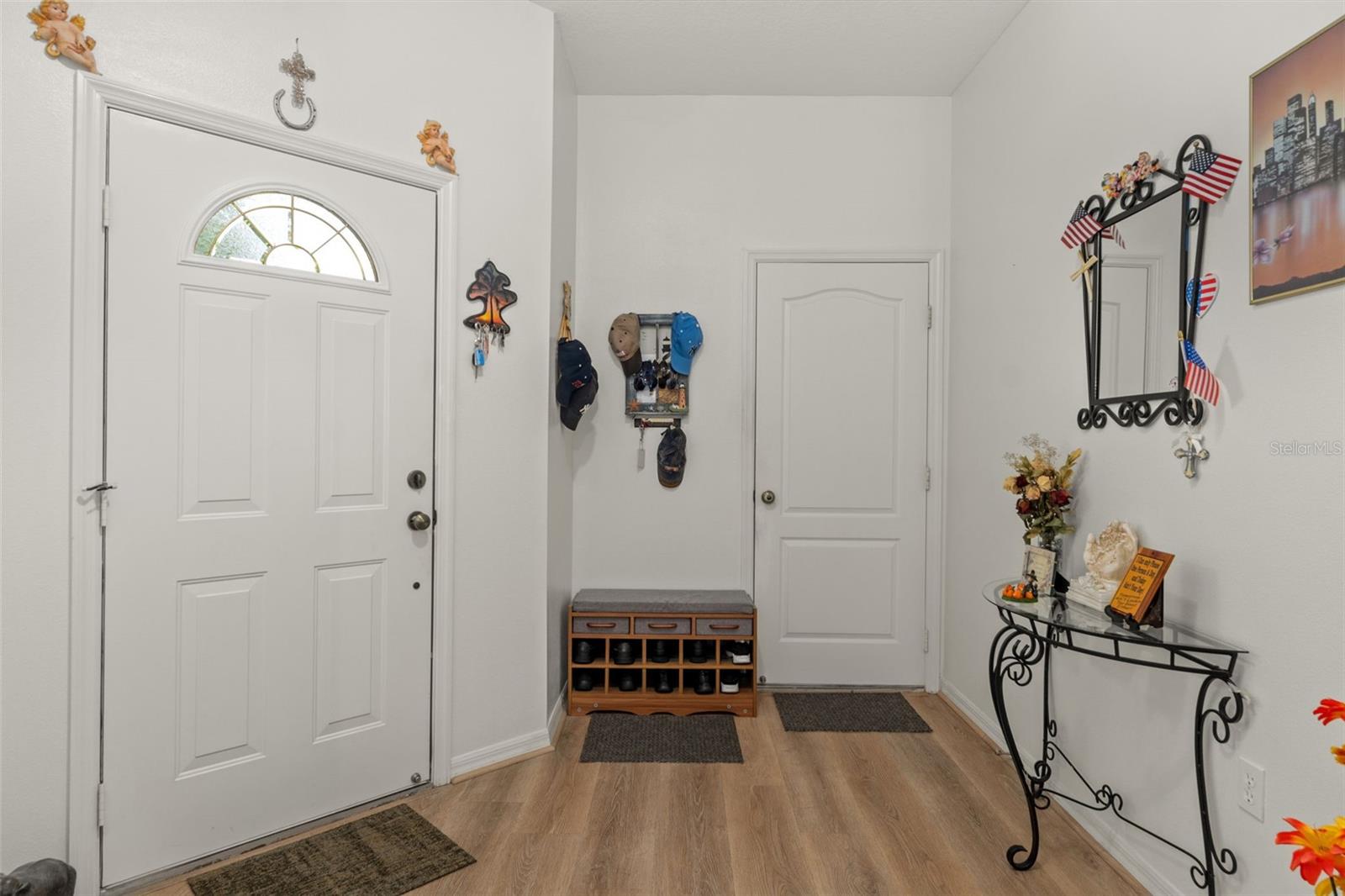 Image 4 of 59 For 6531 Cannondale Drive