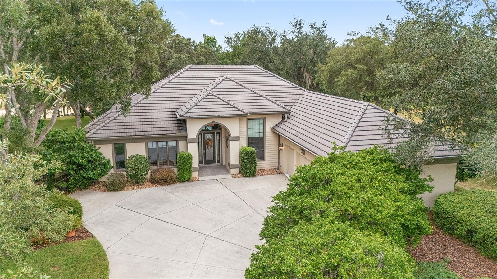 Image 2 of 62 For 2834 Prestwick Way