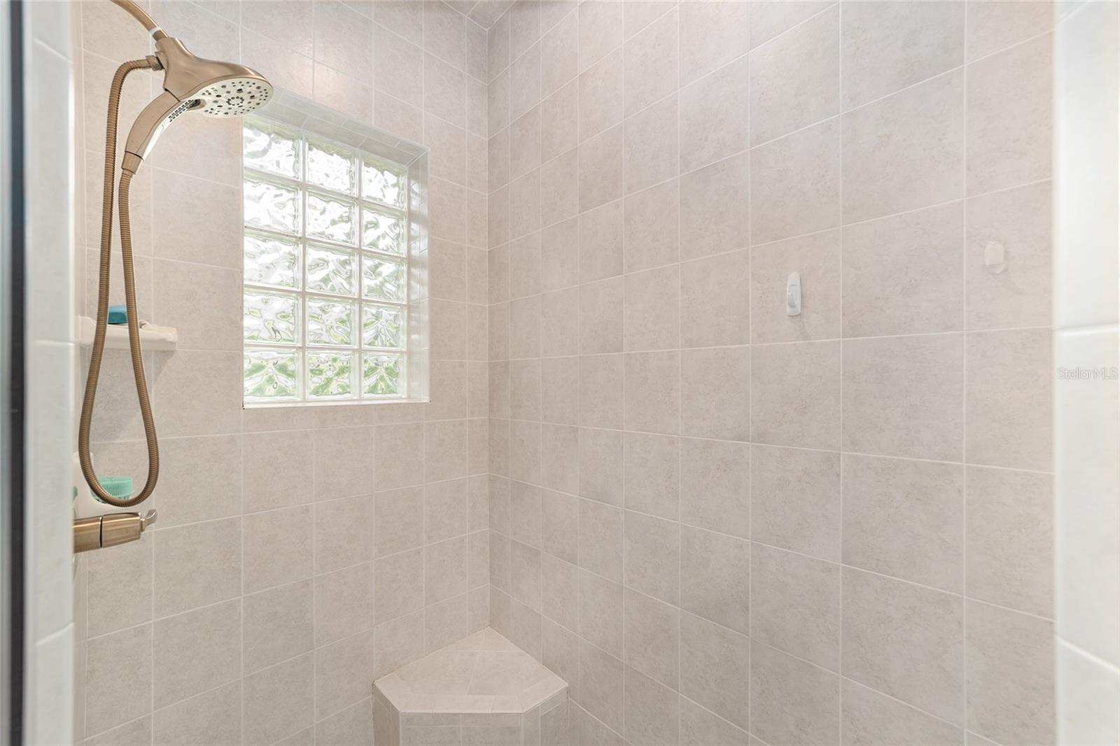 Image 34 of 62 For 2834 Prestwick Way