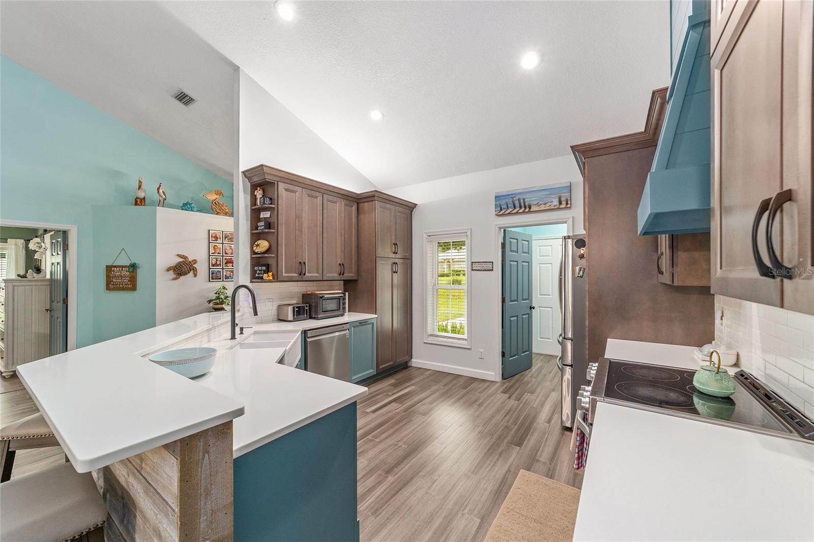 Image 18 of 42 For 3135 Barton Creek Circle