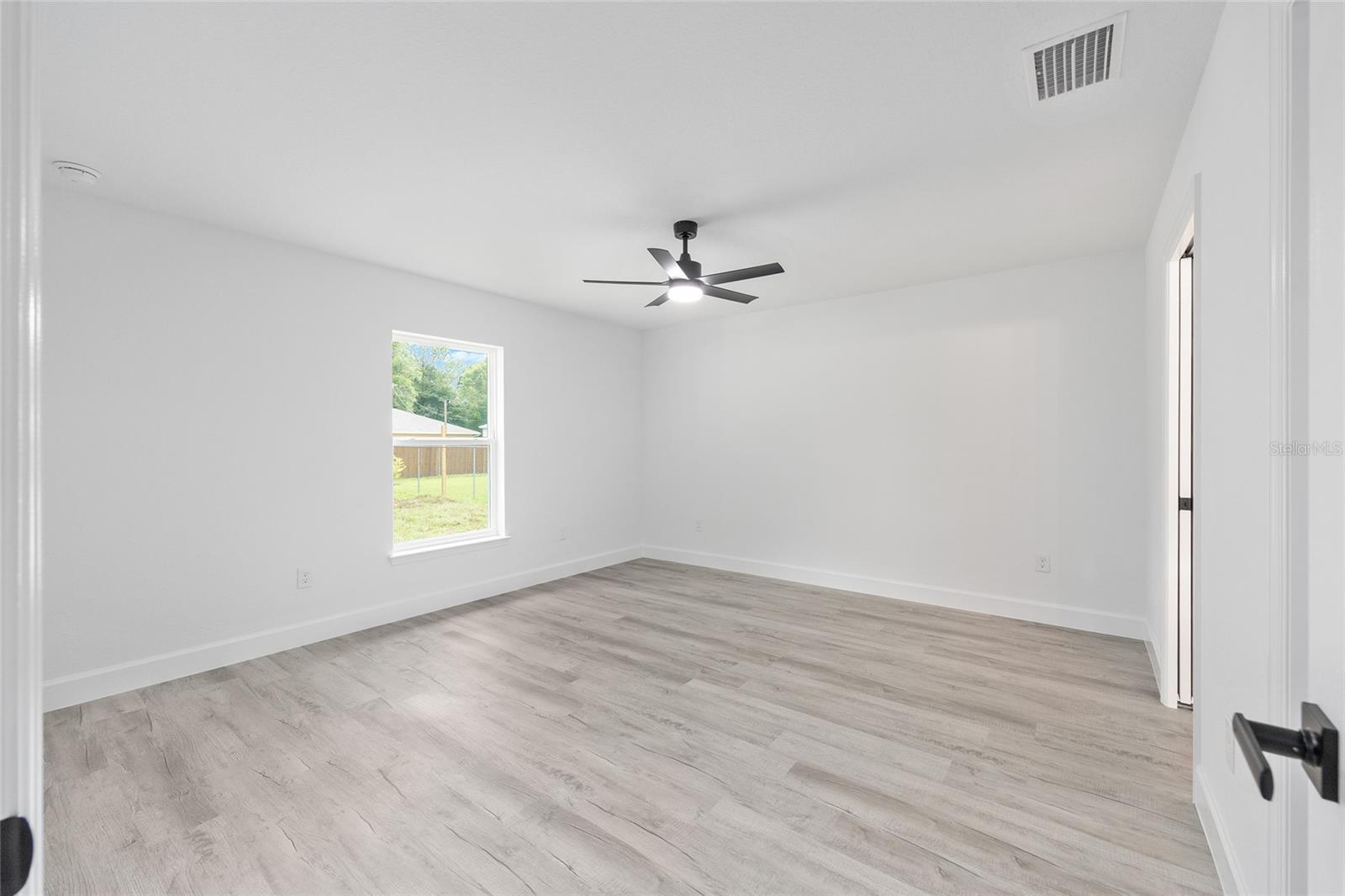 Image 19 of 28 For 5280 60th Terrace