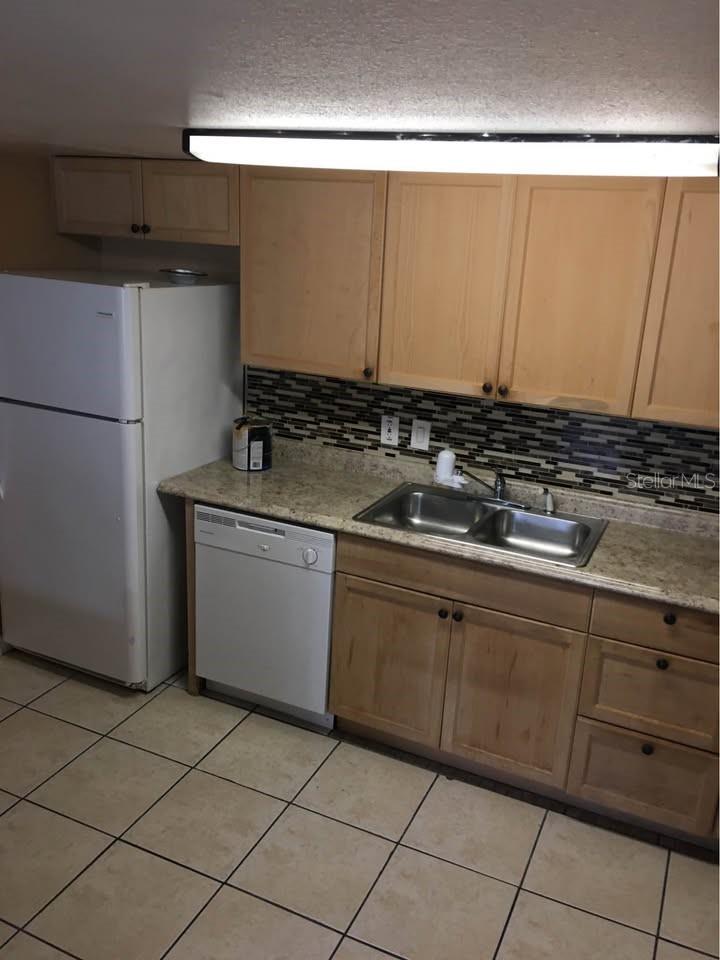 Image 8 of 24 For 8234 Fairways Circle D201