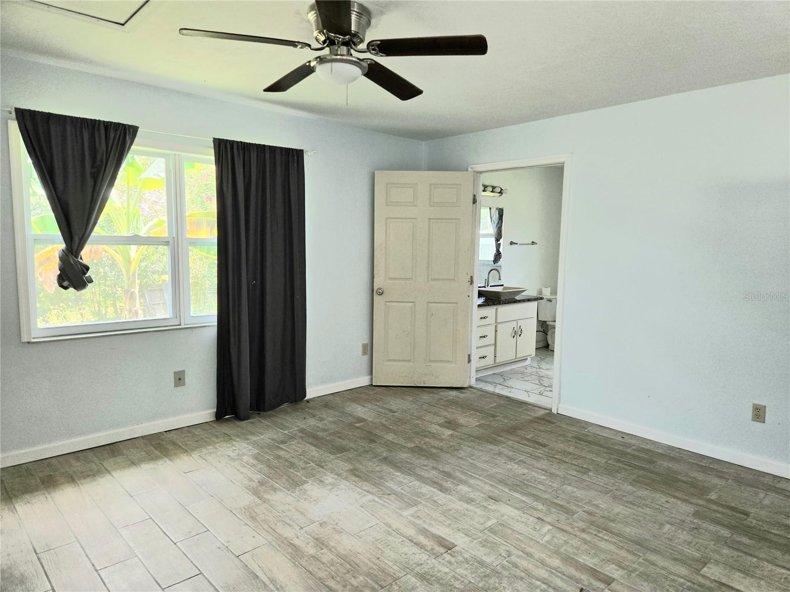 Image 16 of 22 For 4091 4th Terrace