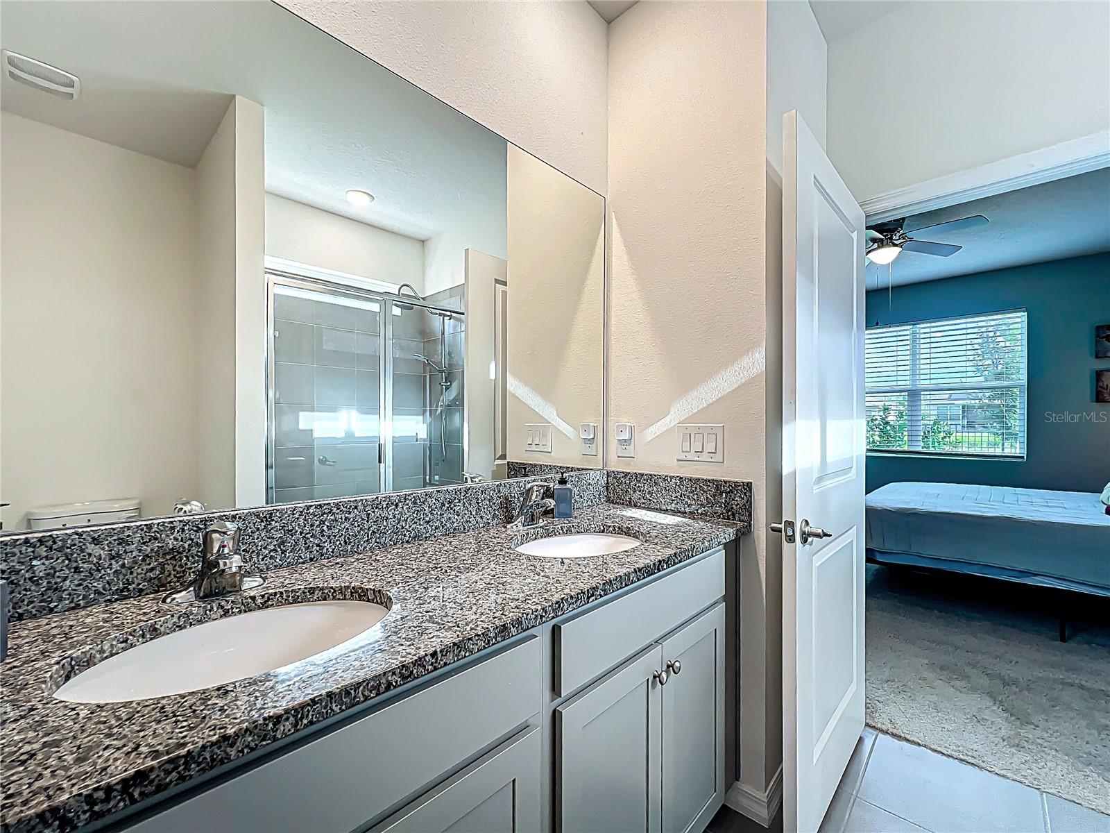 Image 33 of 43 For 5300 Sunshine Drive