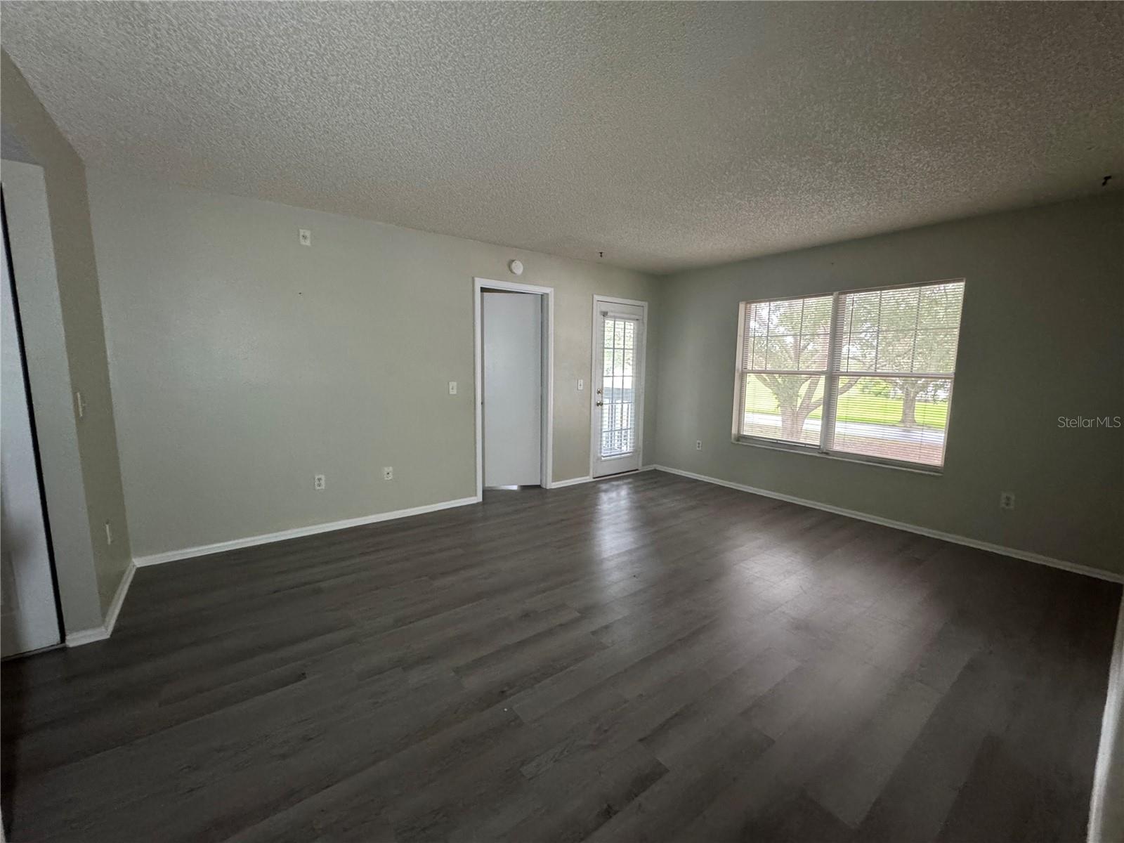 Image 7 of 26 For 8210 Fairways Circle B201