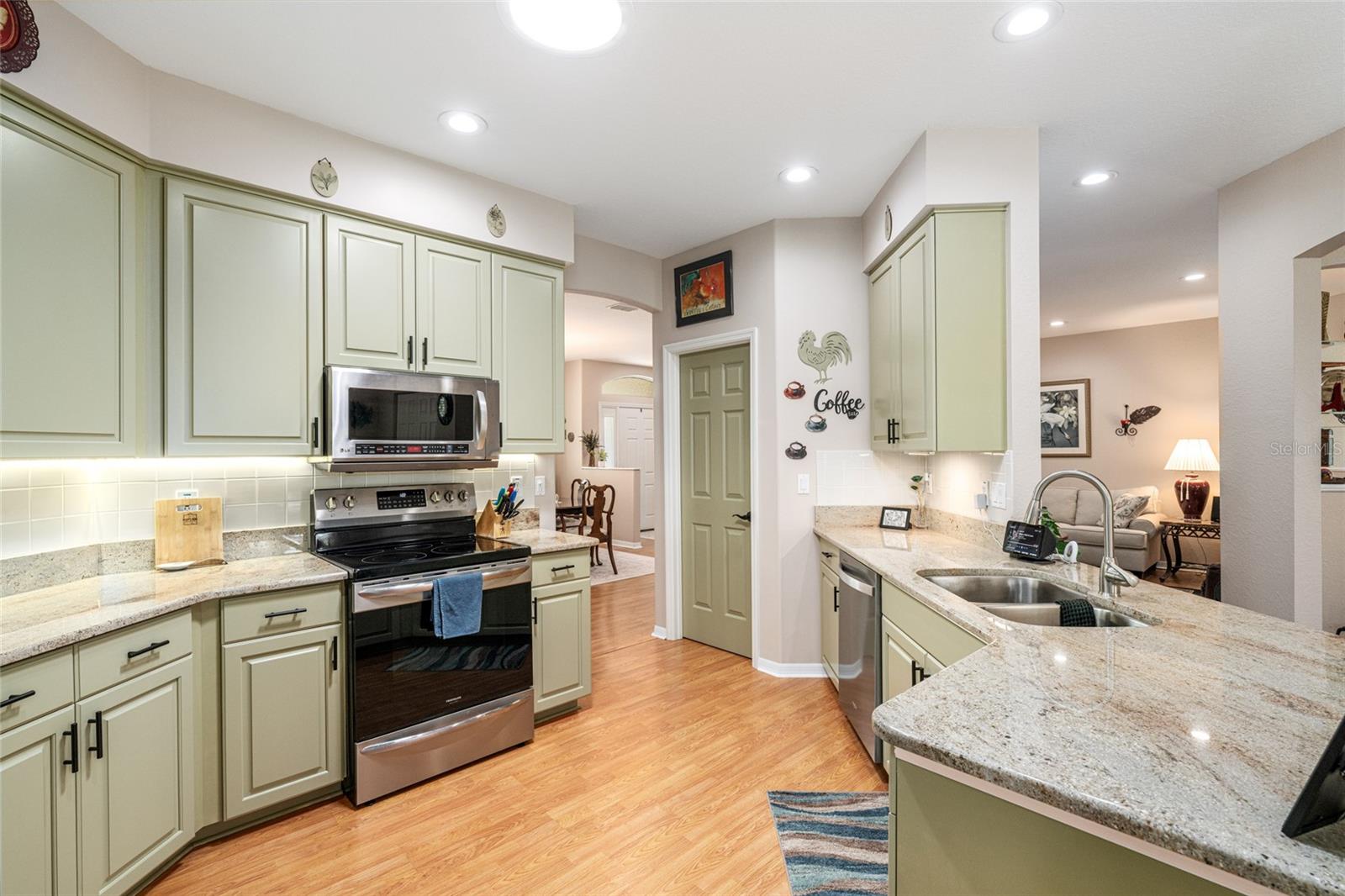 Image 24 of 86 For 13660 90th Terrace