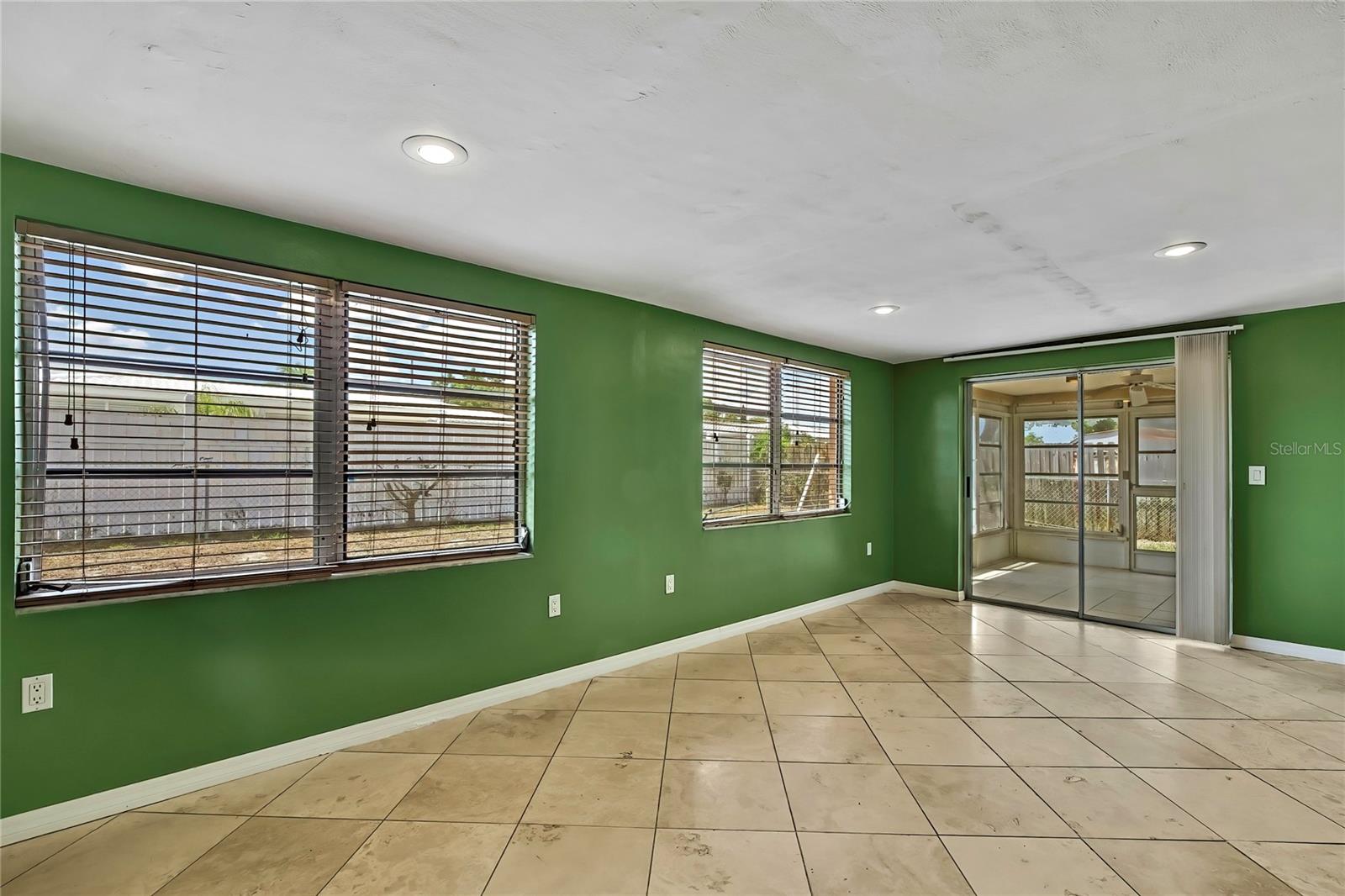 Image 15 of 44 For 7726 Gulf Highlands Drive