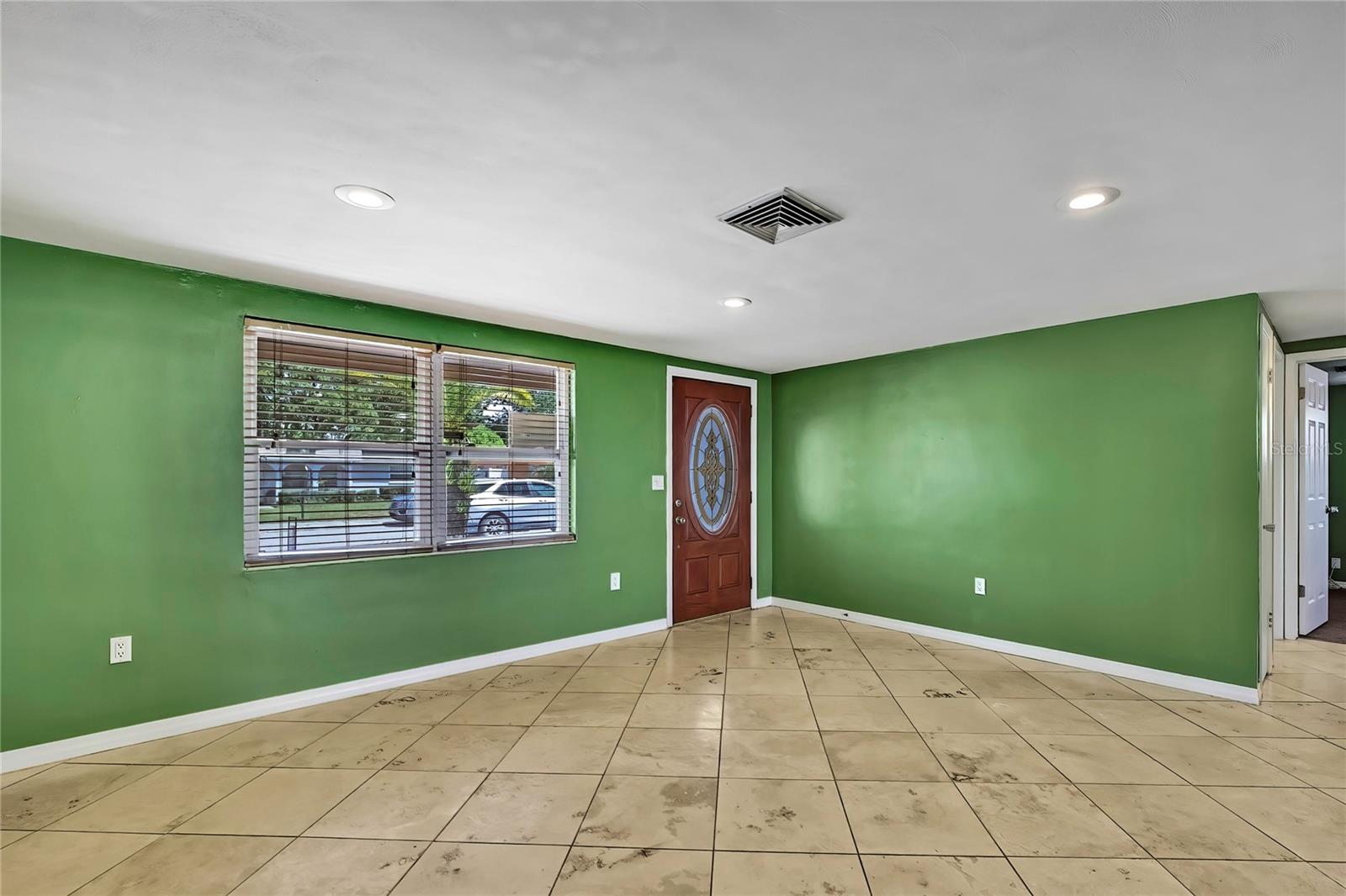 Image 6 of 44 For 7726 Gulf Highlands Drive