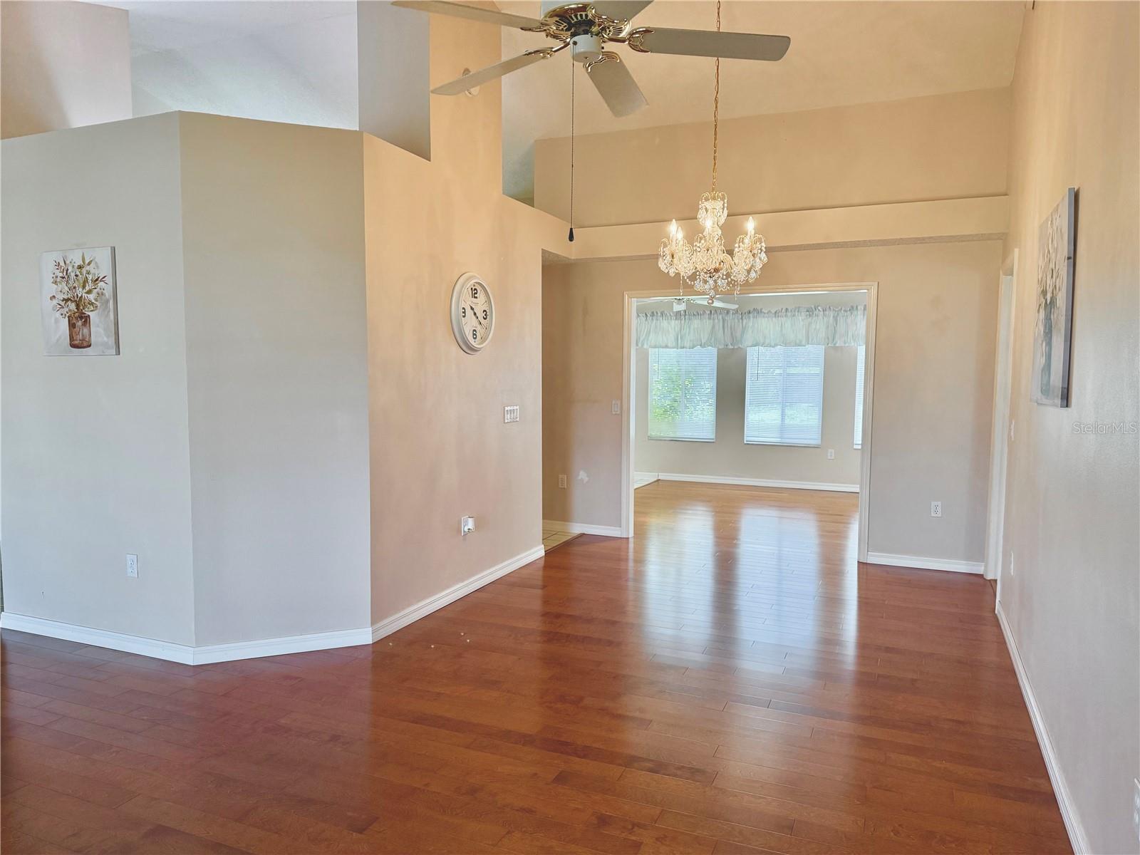 Image 10 of 58 For 6157 Silver Palm Way