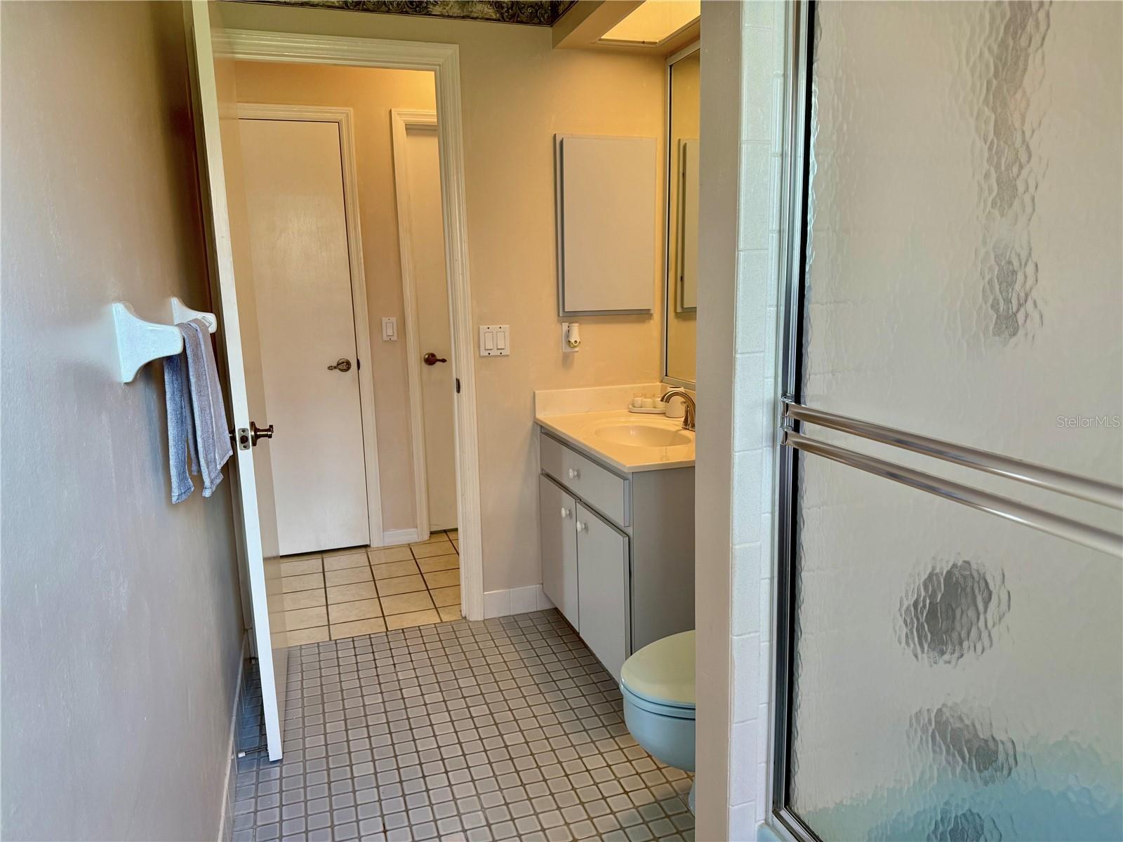 Image 24 of 58 For 6157 Silver Palm Way