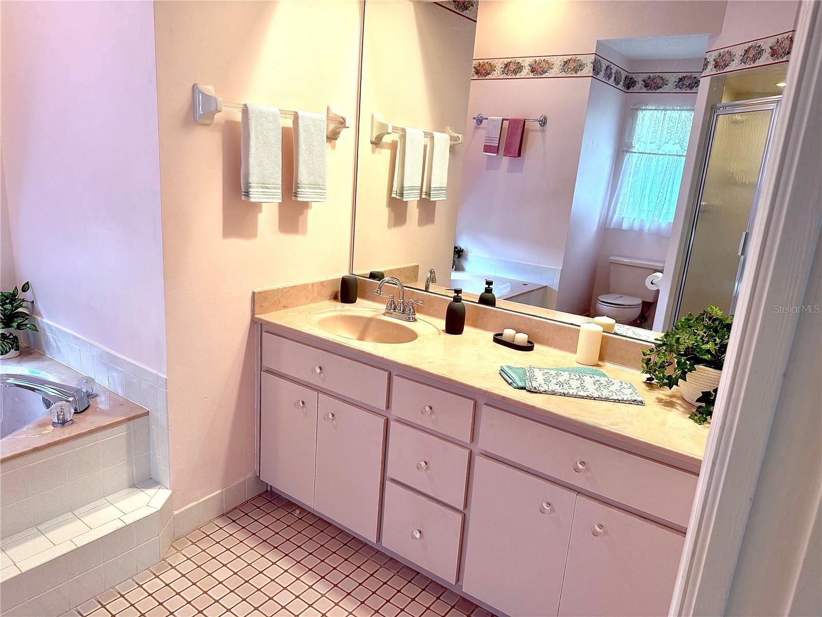 Image 32 of 58 For 6157 Silver Palm Way