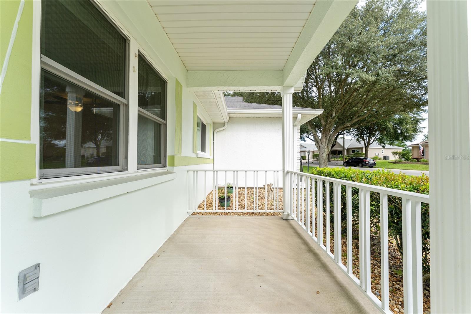 Image 10 of 61 For 9660 92nd Court C