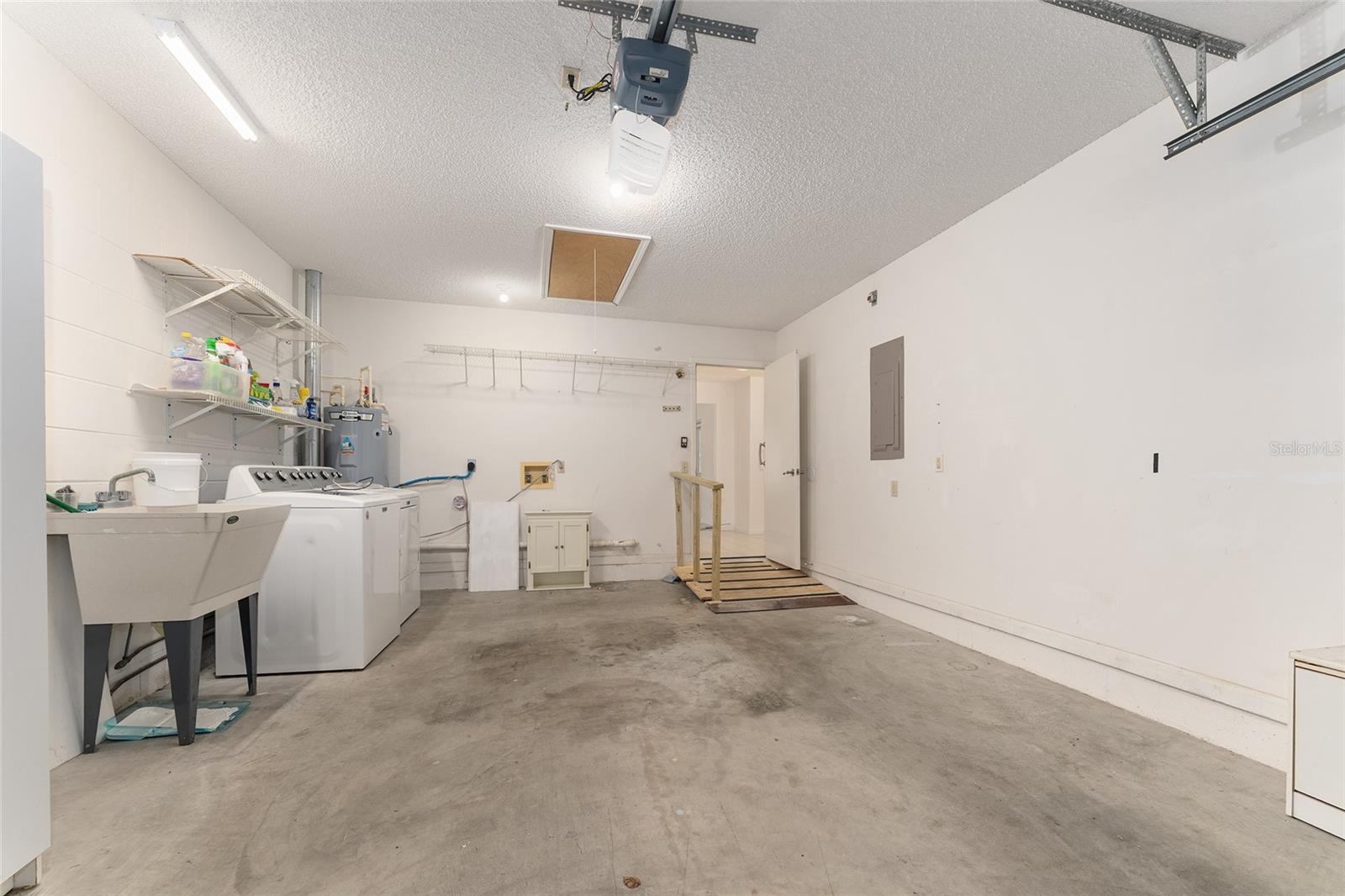 Image 50 of 61 For 9660 92nd Court C