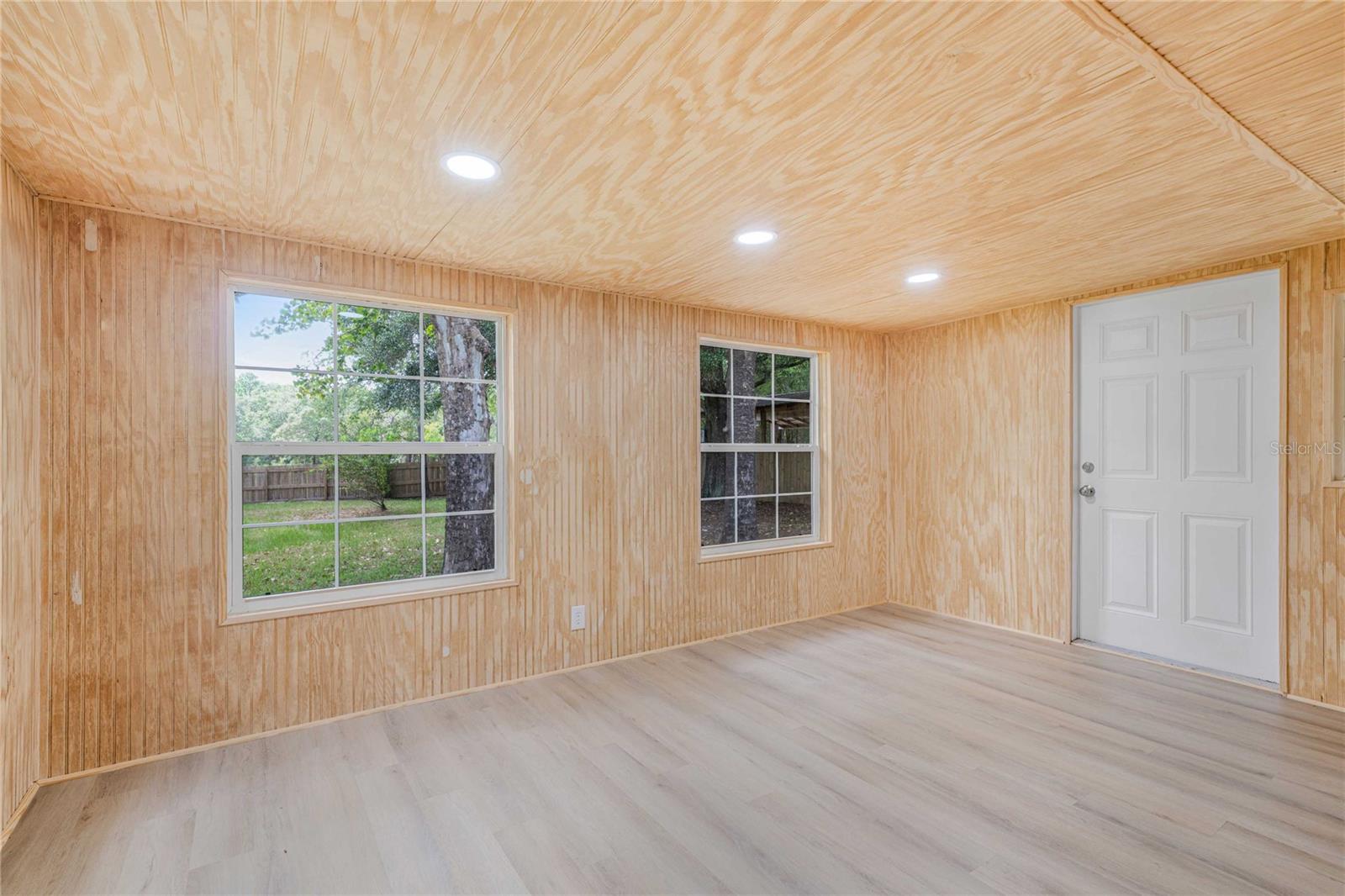 Image 10 of 95 For 3020 189th Avenue