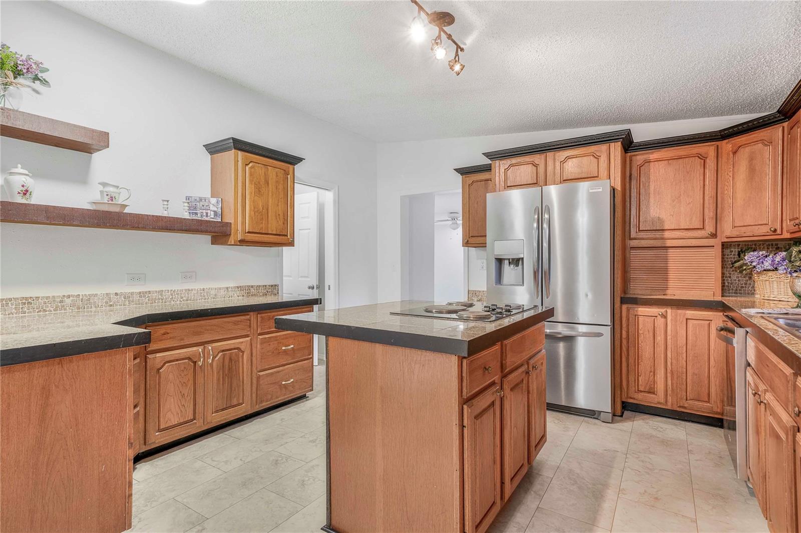Image 13 of 95 For 3020 189th Avenue