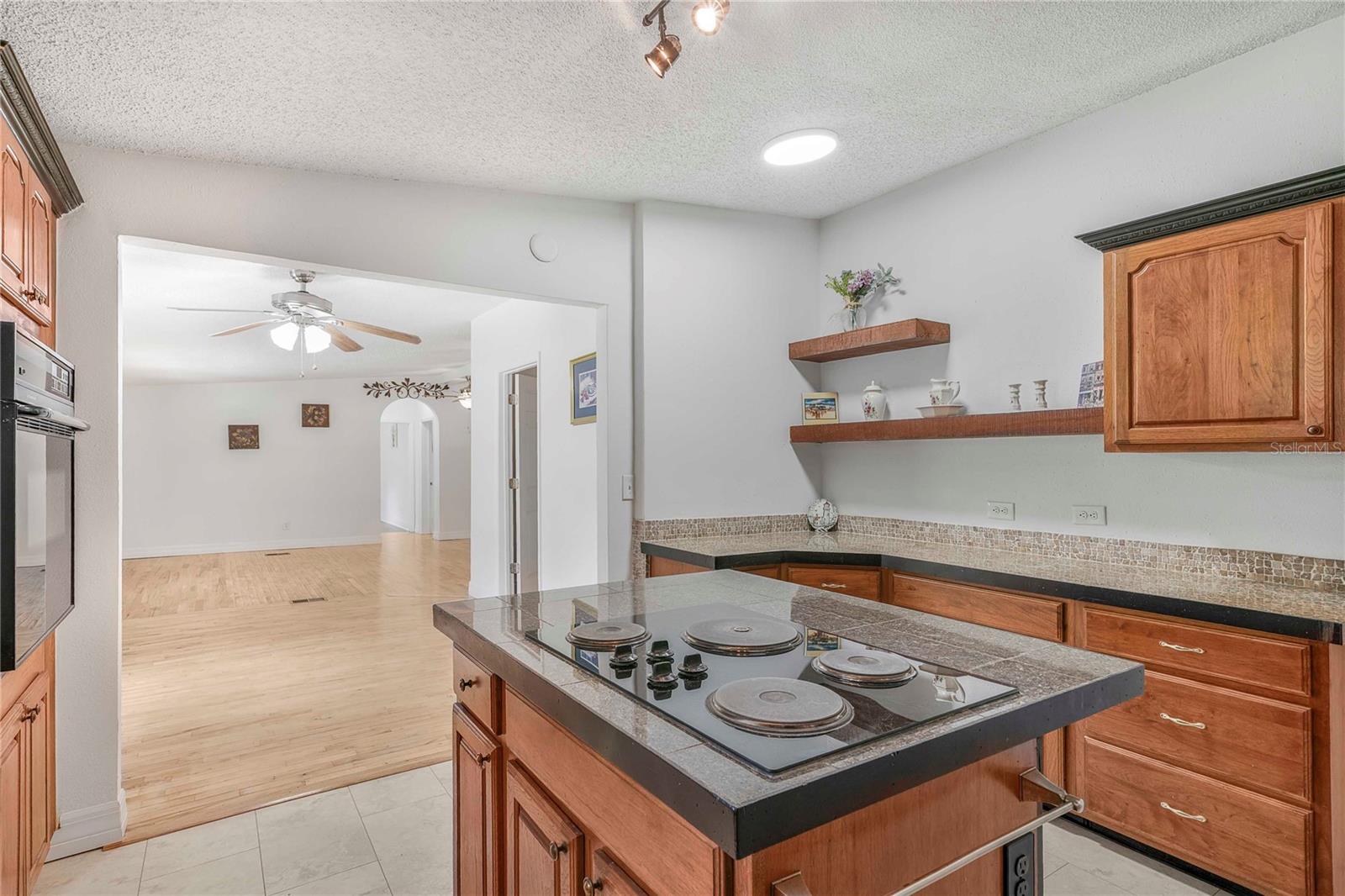 Image 16 of 95 For 3020 189th Avenue