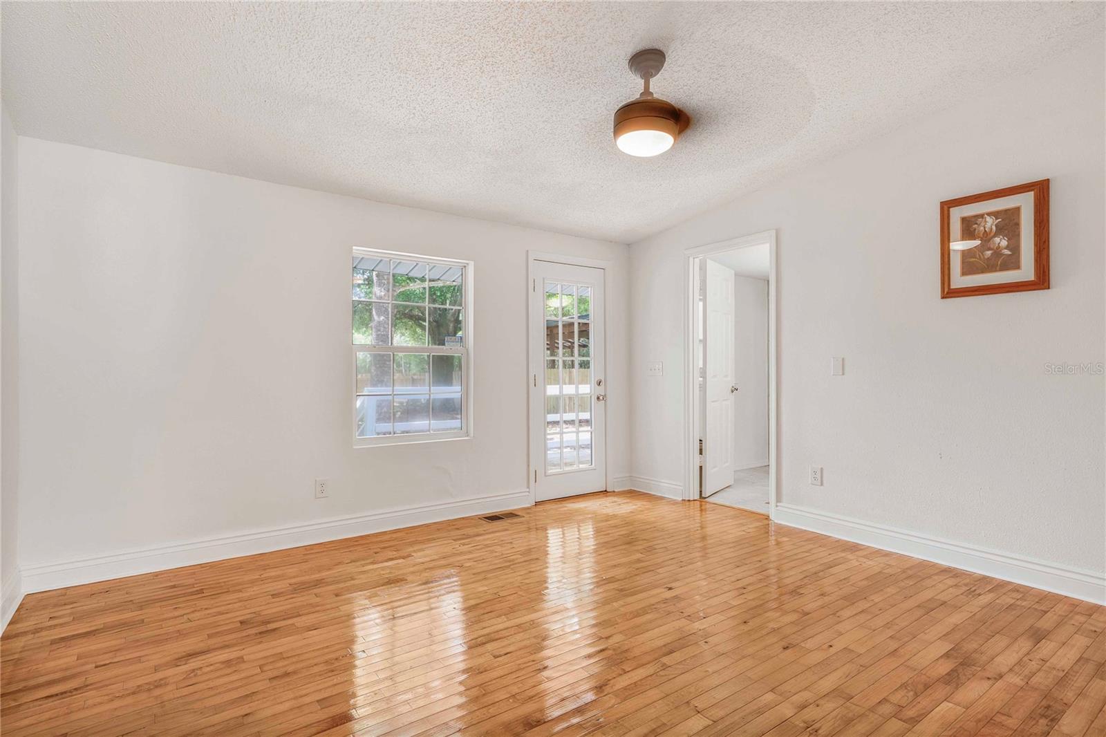 Image 17 of 95 For 3020 189th Avenue