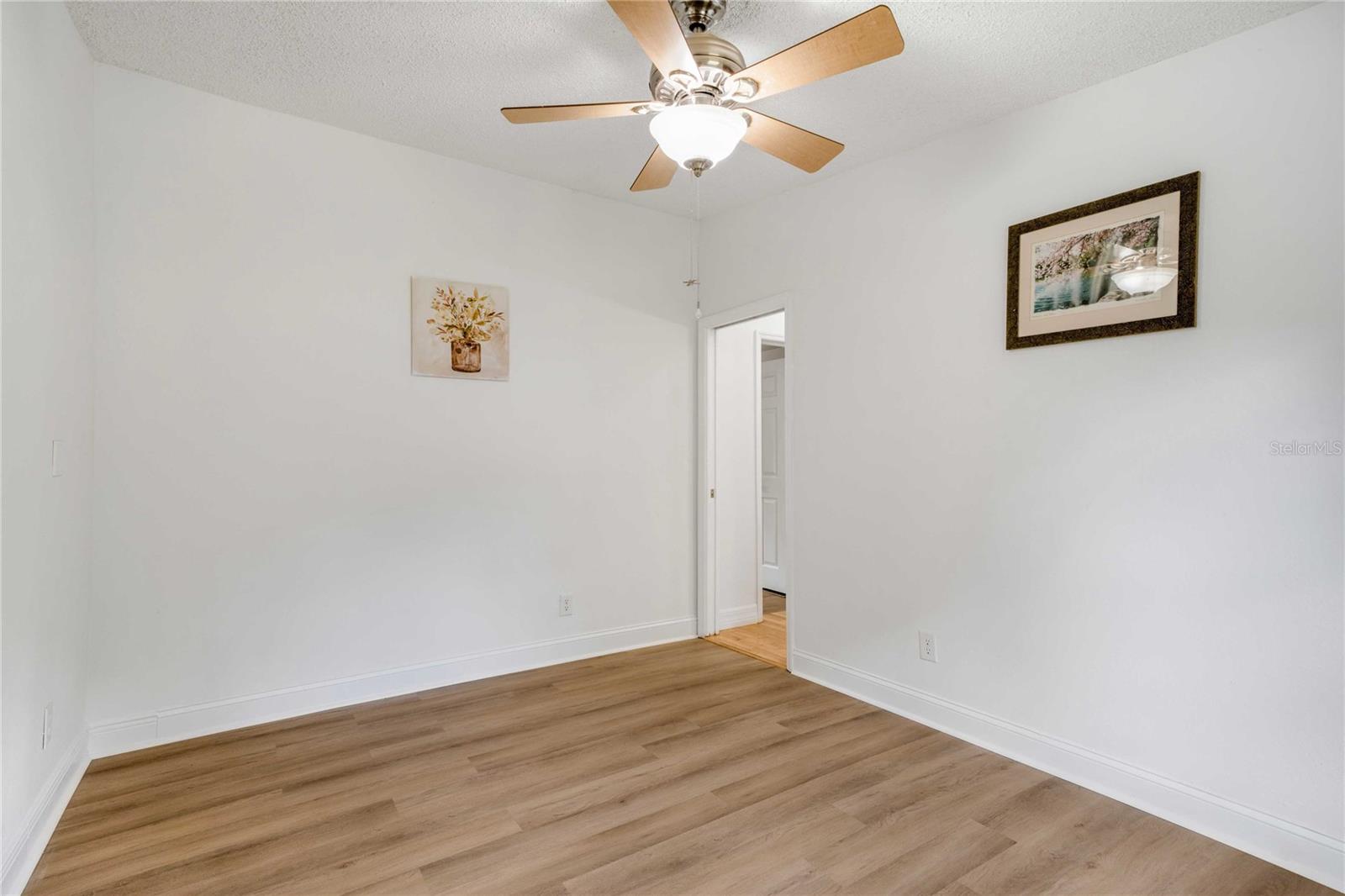 Image 22 of 95 For 3020 189th Avenue