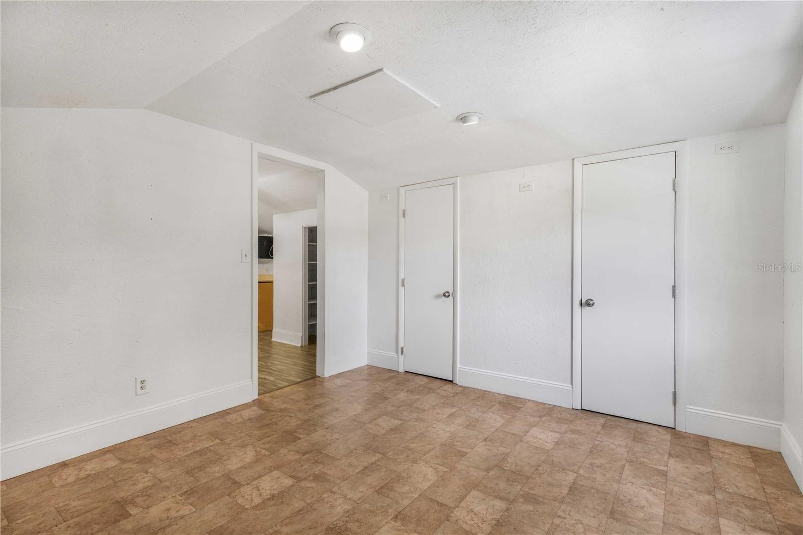 Image 45 of 95 For 3020 189th Avenue