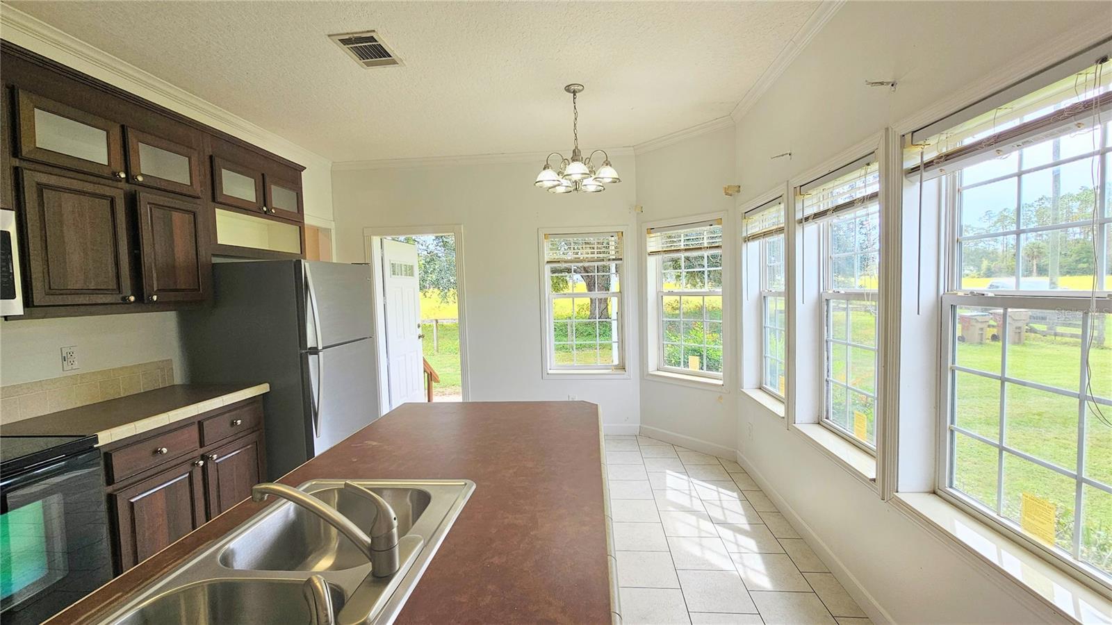 Image 10 of 54 For 40220 Bowtie Drive