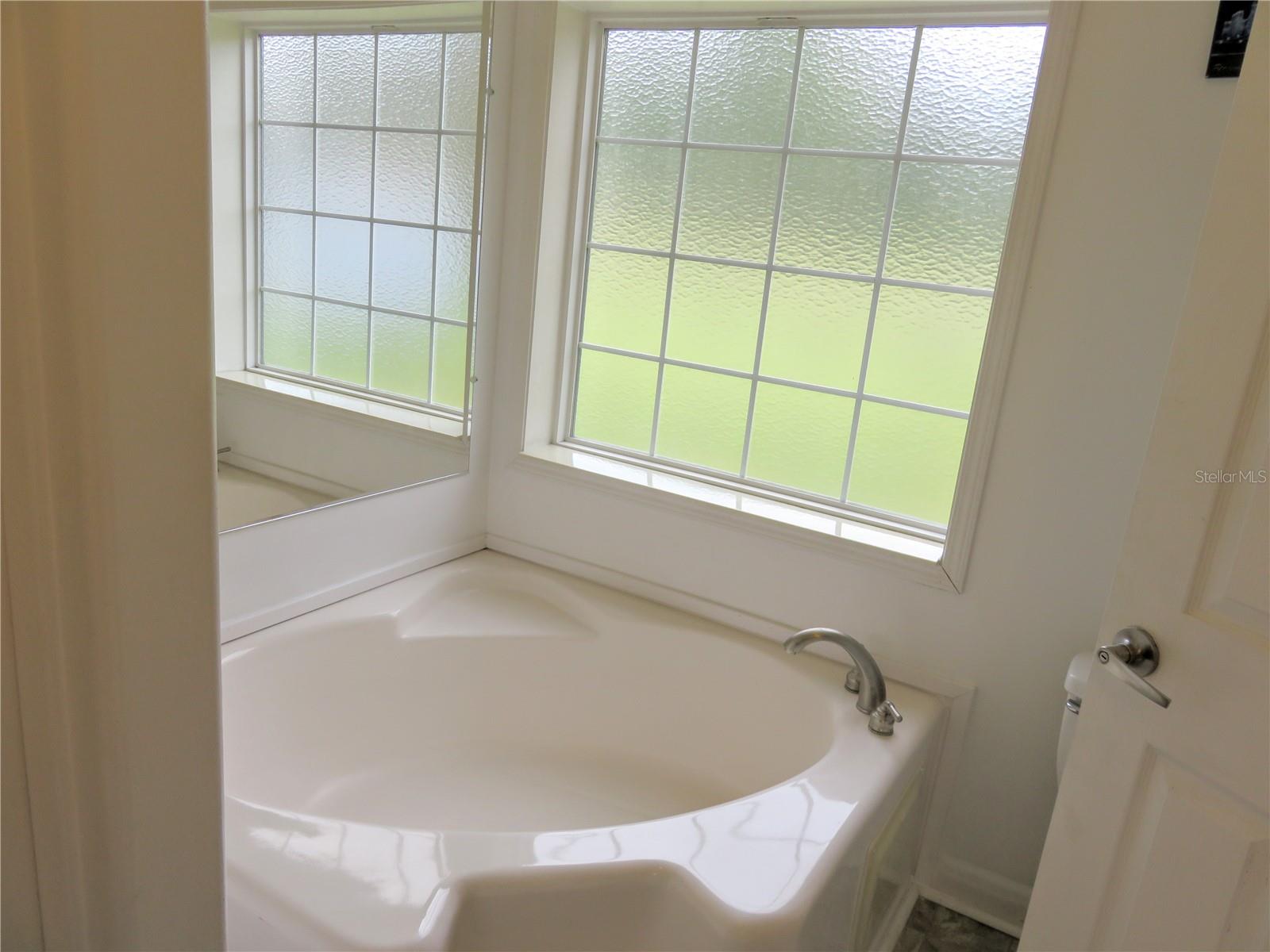 Image 28 of 54 For 40220 Bowtie Drive